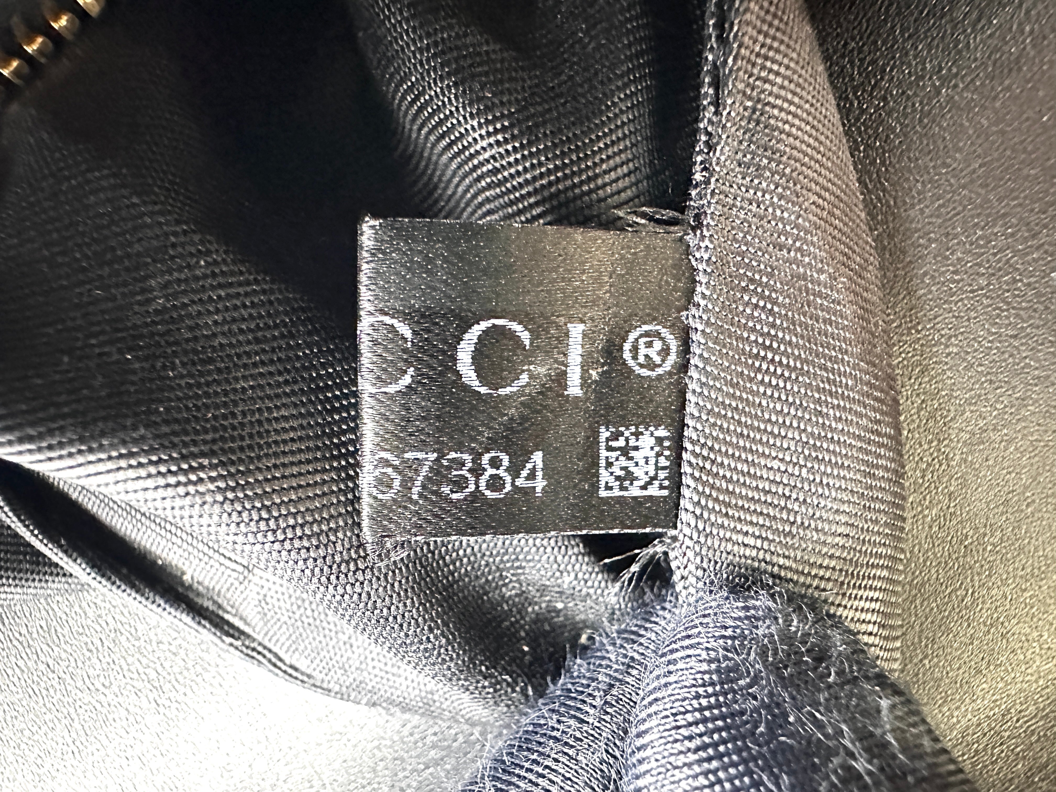 Gucci Sylvie Black Leather Medium Size Shoulder Bag GG901