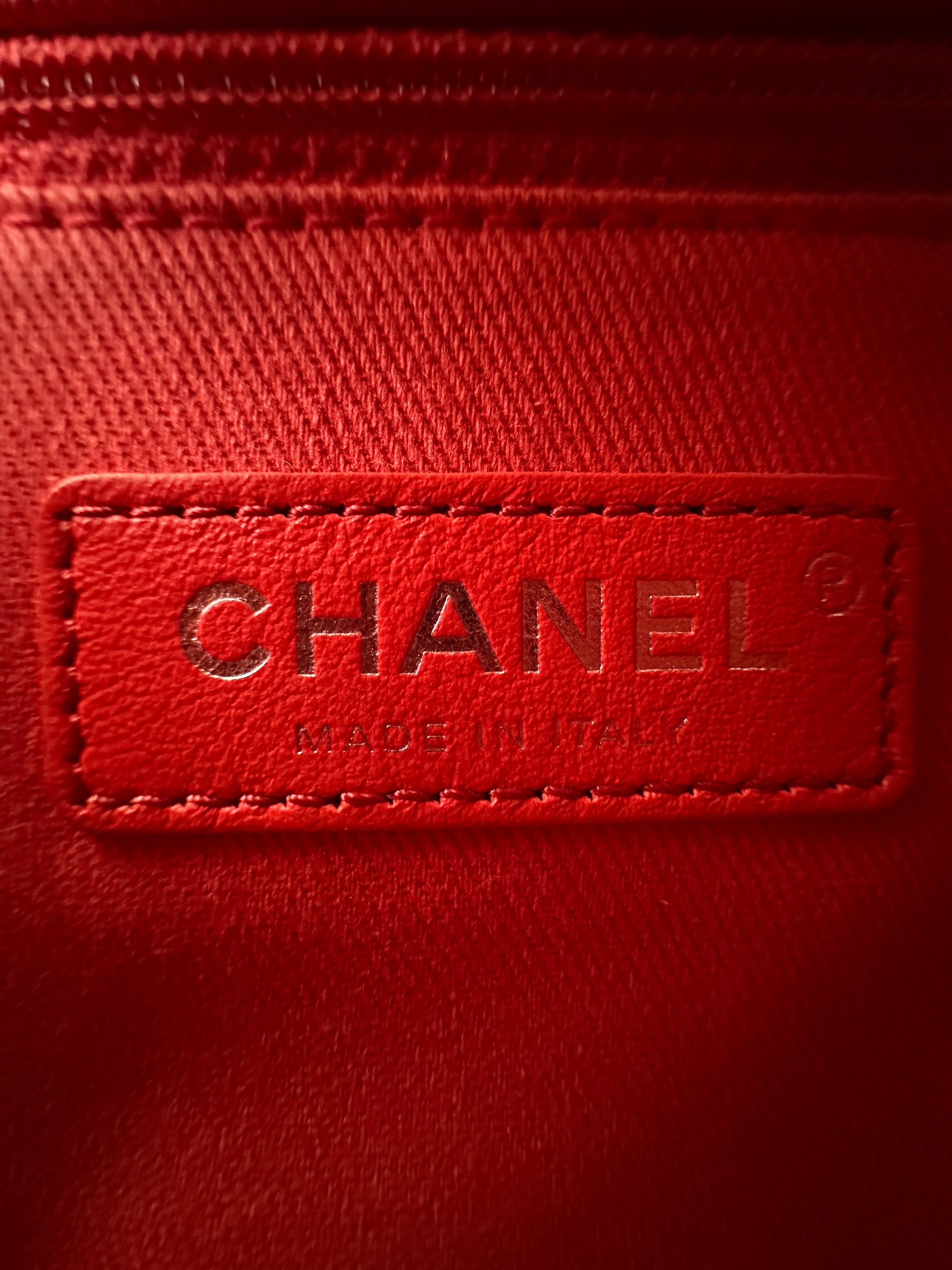 Chanel CoCo Handle Red Chevron Quilted Leather Handle Bag With Silver Buckle(28***40) IRIS203