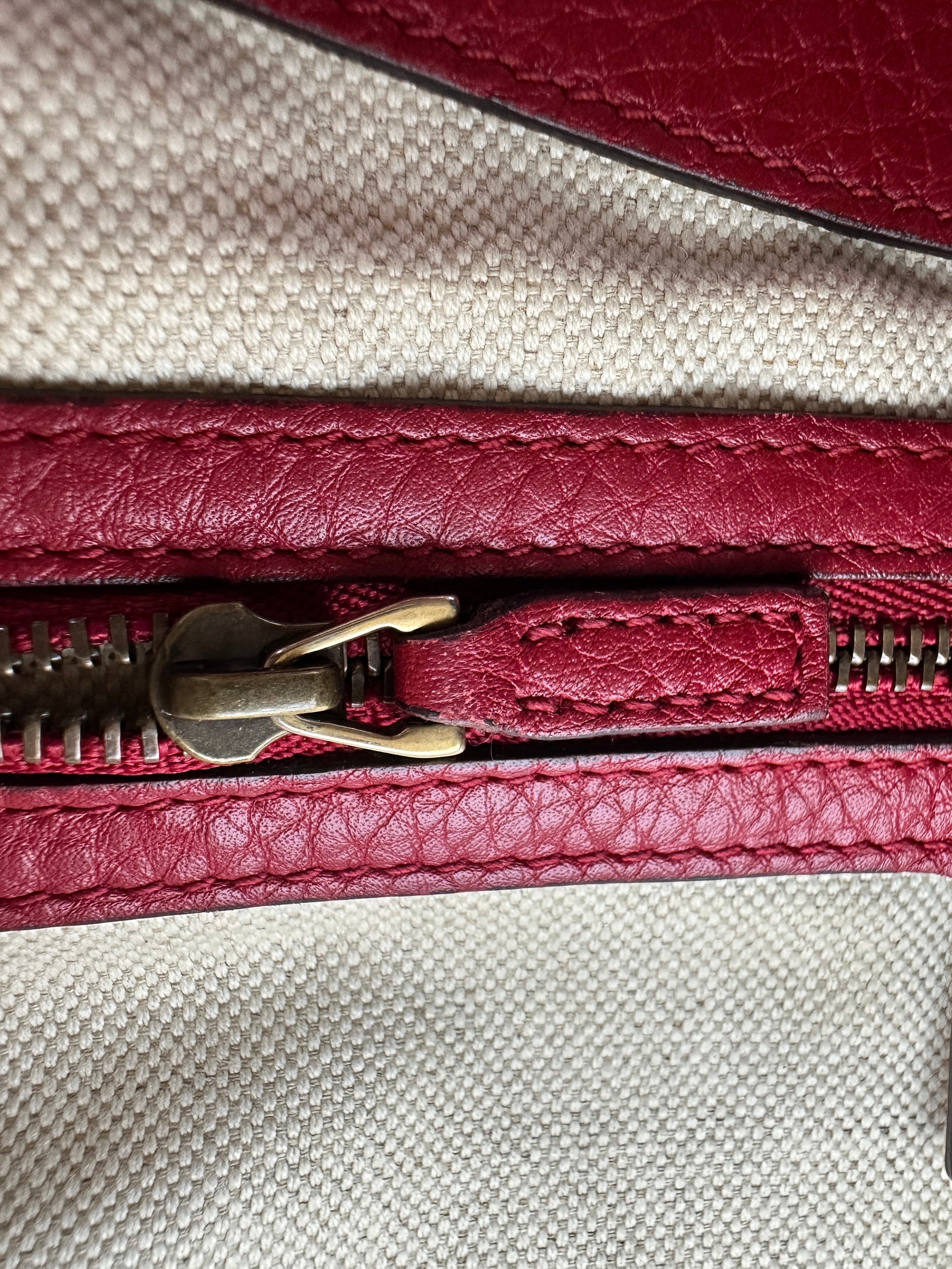 Gucci GG Marmont Animalier Tiger Handle Red Leather Shoulder Bag GG903