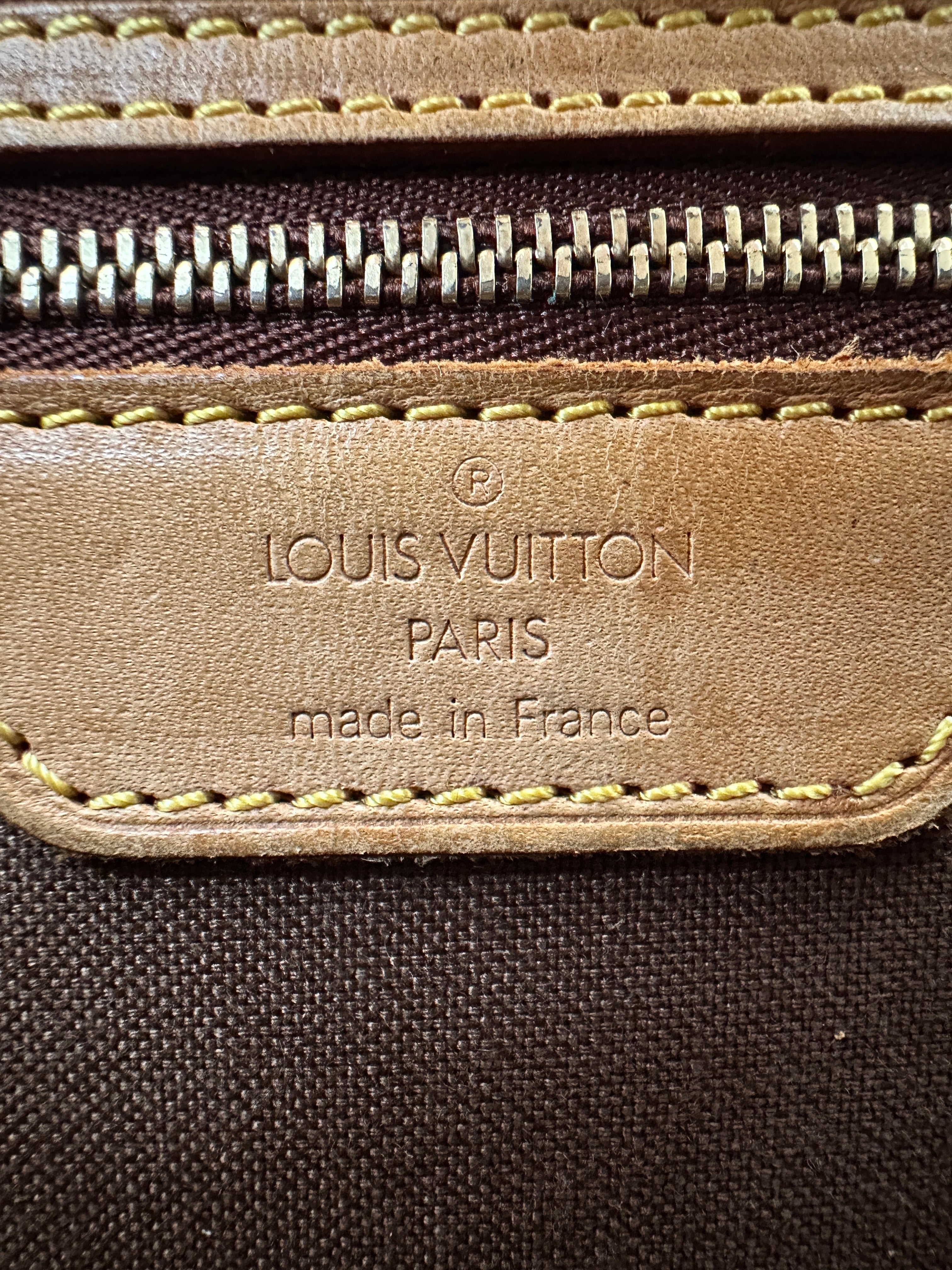 Louis Vuitton Sologne Monogram Canvas Shoulder Bag LV2561