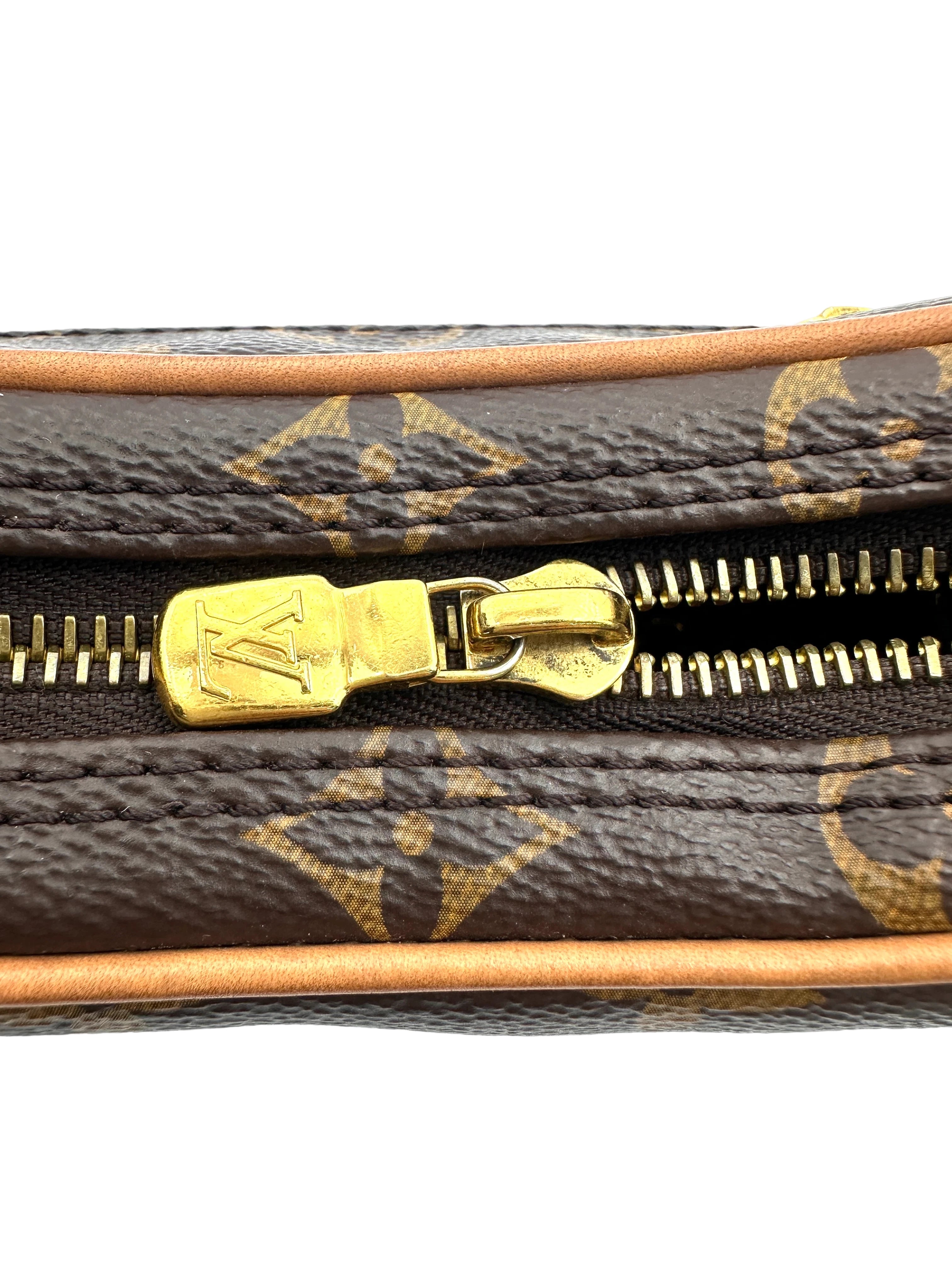 Louis Vuitton Loop Monogram Canvas Shoulder Bag LV2567