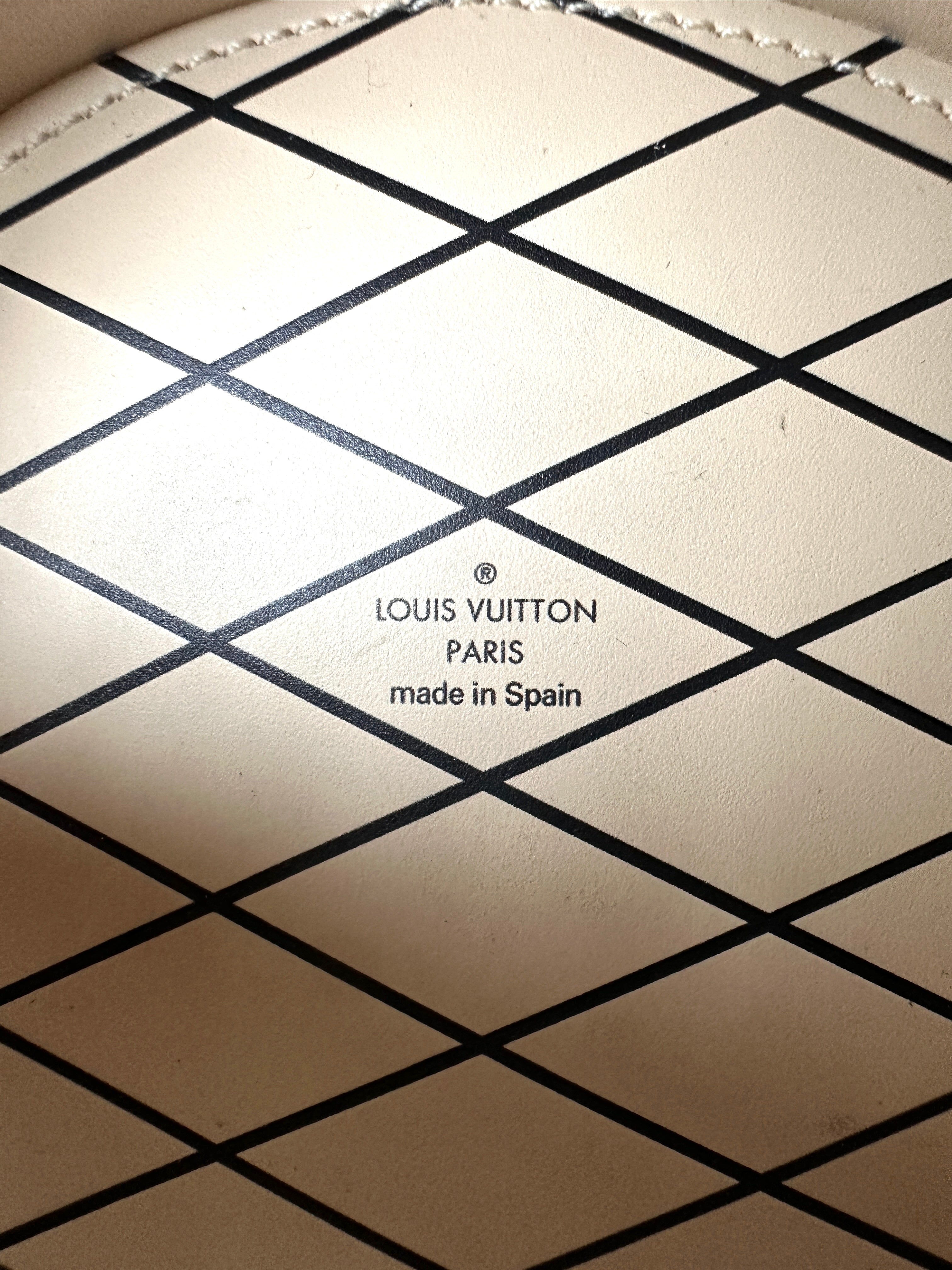 Louis Vuitton Monogram Canvas Boite Chapeau Bag LV2570