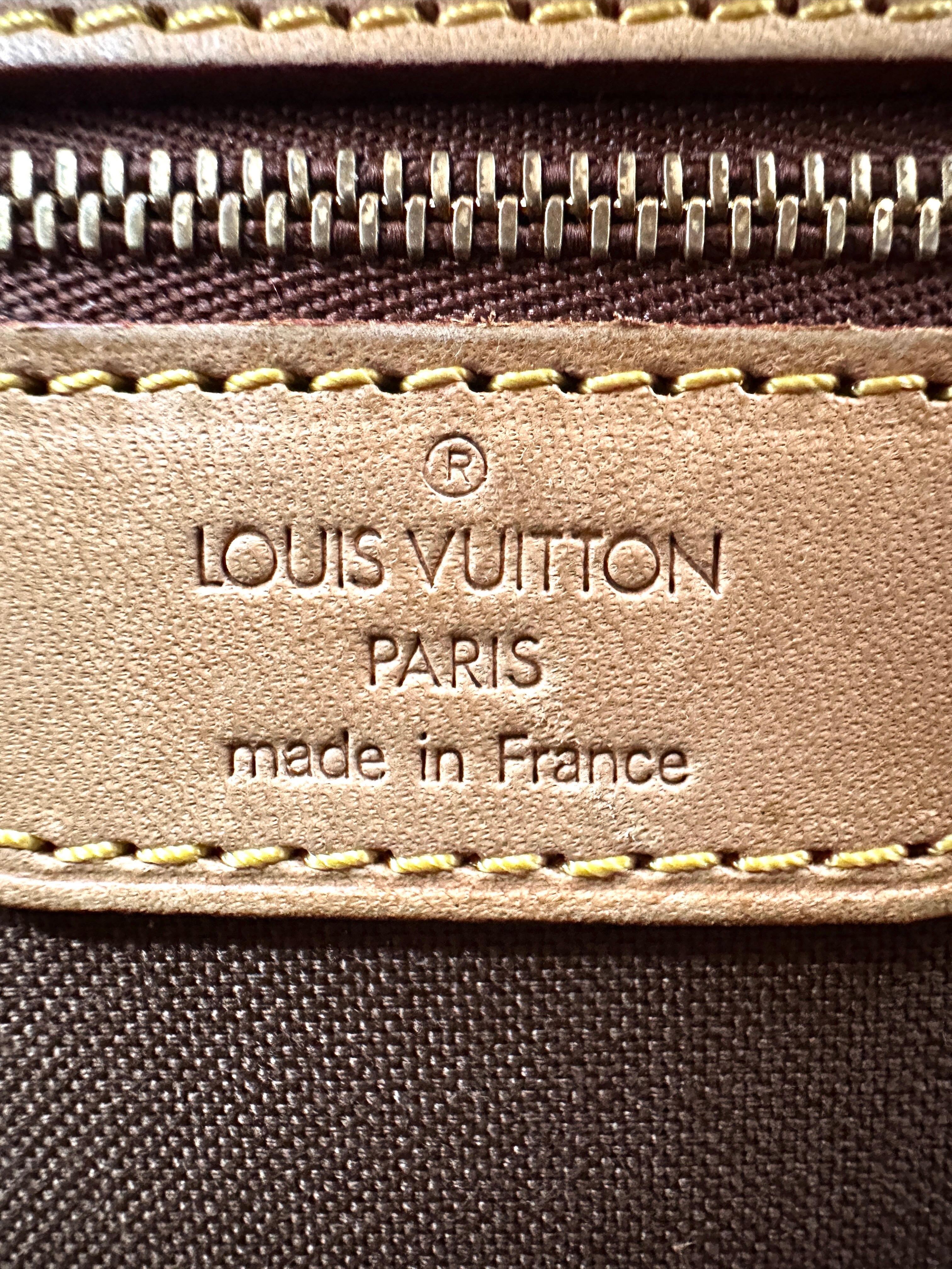 Louis Vuitton Sologne Monogram Canvas Shoulder Bag LV2578