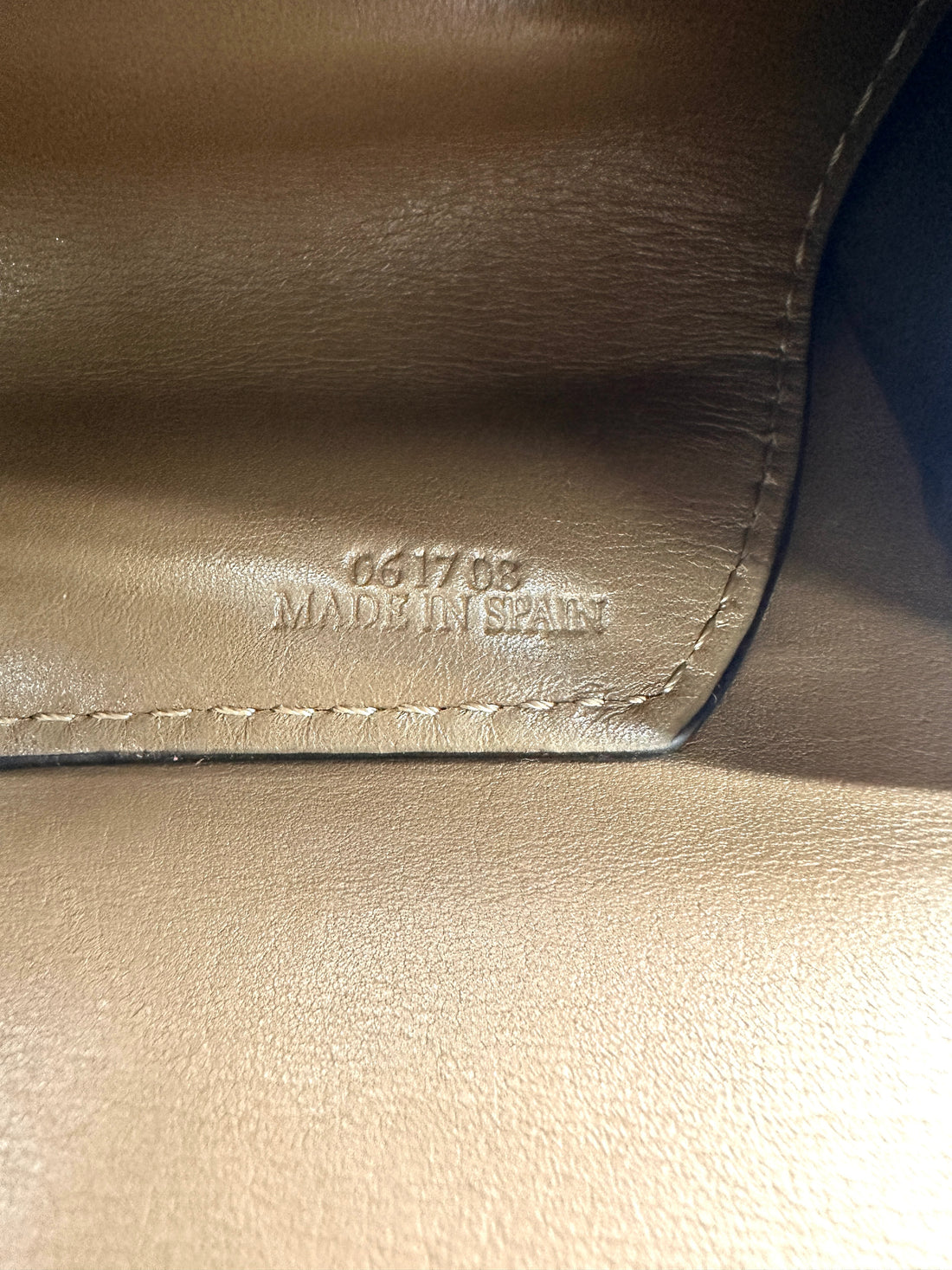 Loewe Barcelona Beige Leather Flap Bag LW87