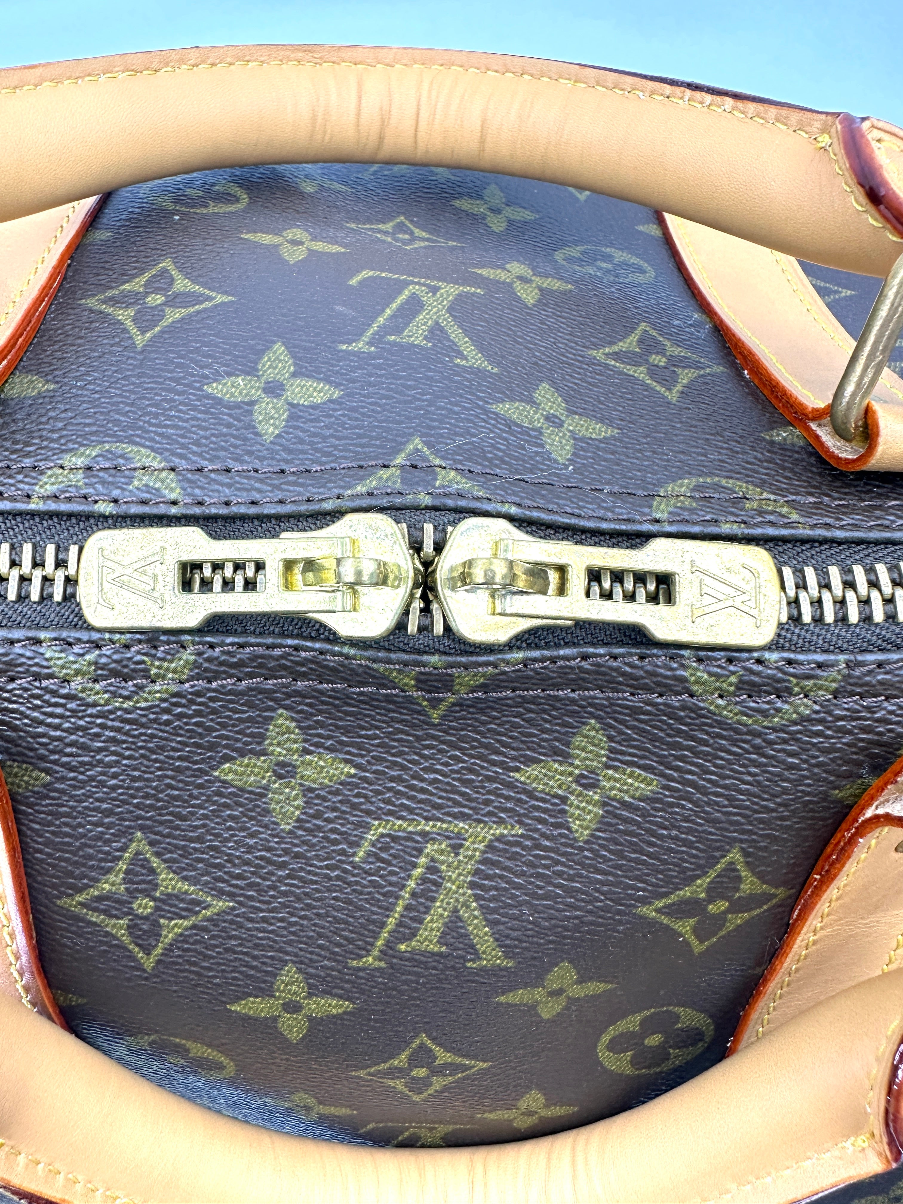 Louis Vuitton Keepall Monogram Canvas Handle Bag LV2606