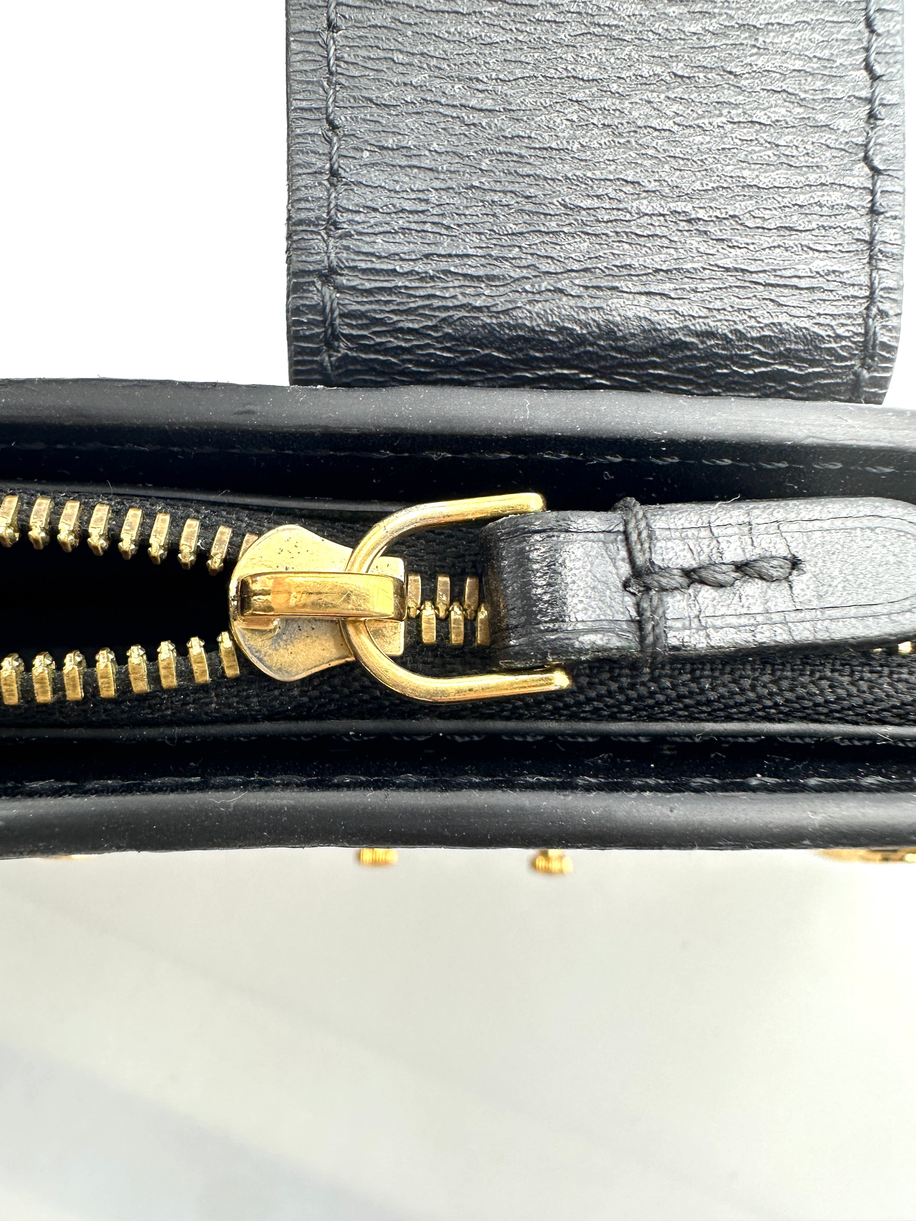 Louis Vuitton Trunk Clutch Monogram Canvas Bag LV2587
