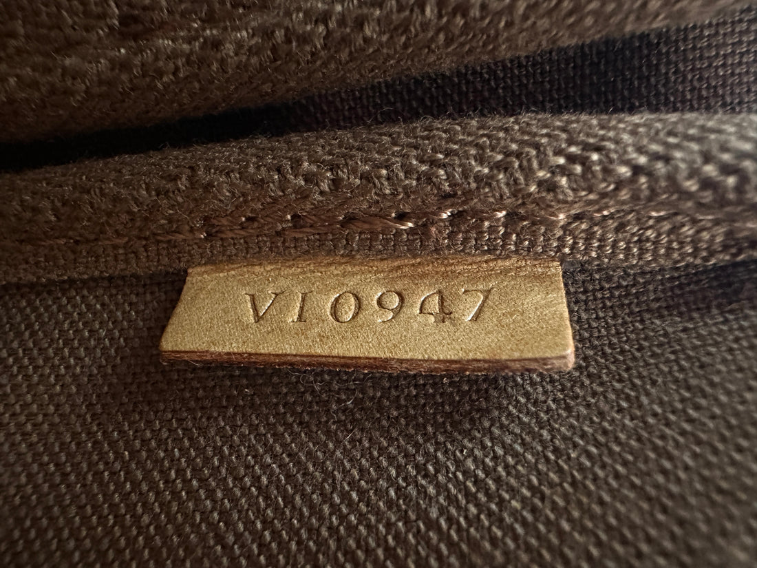 Louis Vuitton Monogram Canvas Pochette Accessoires