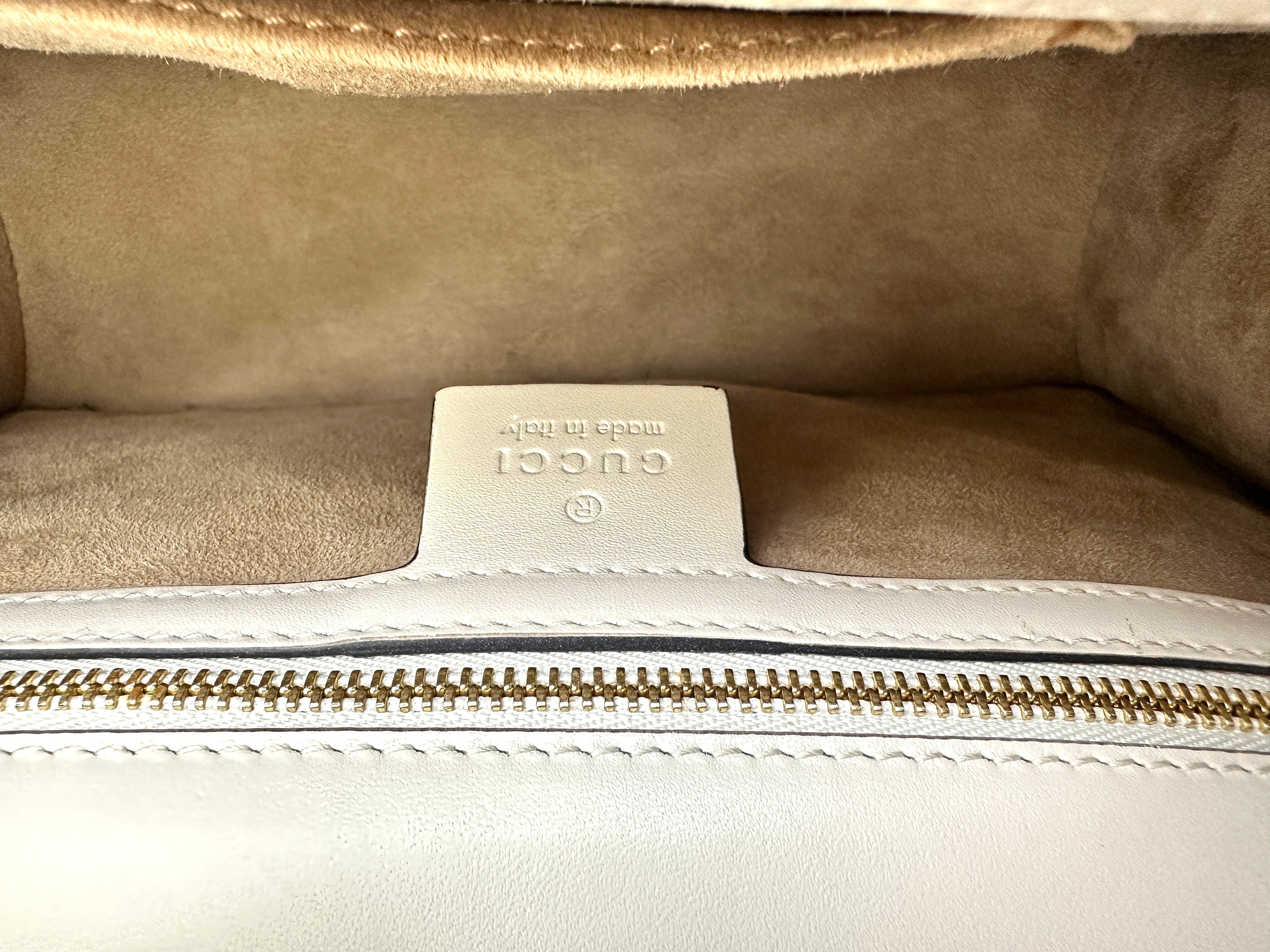 Gucci Sylvie White Leather Medium Size Shoulder Bag GG910