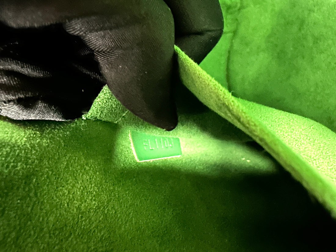 Louis Vuitton Alma Green Epi Leather Handle Bag LV2593