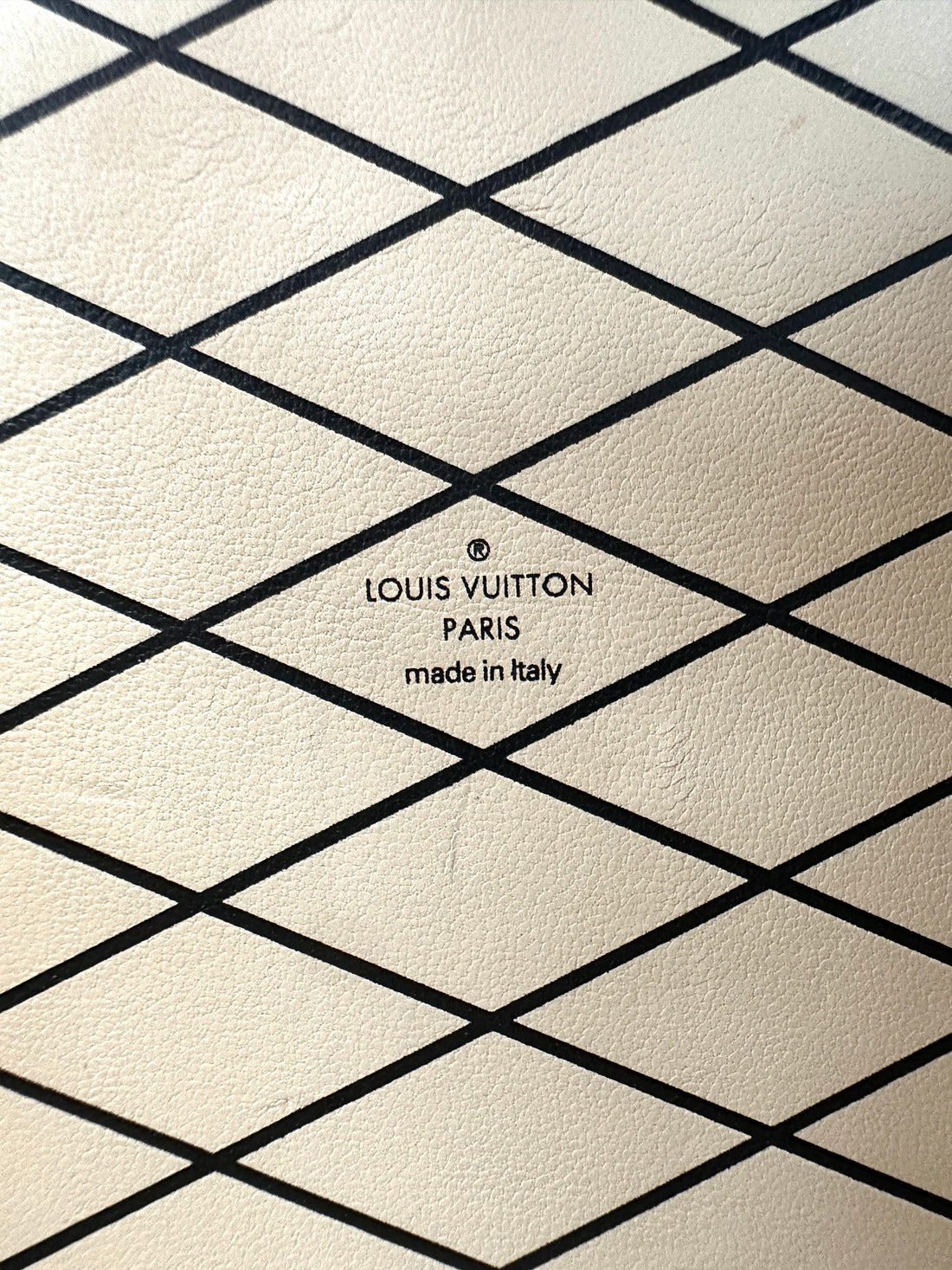 Louis Vuitton Petite Malle Black Monogram Vernis Shoulder Bag LV2613