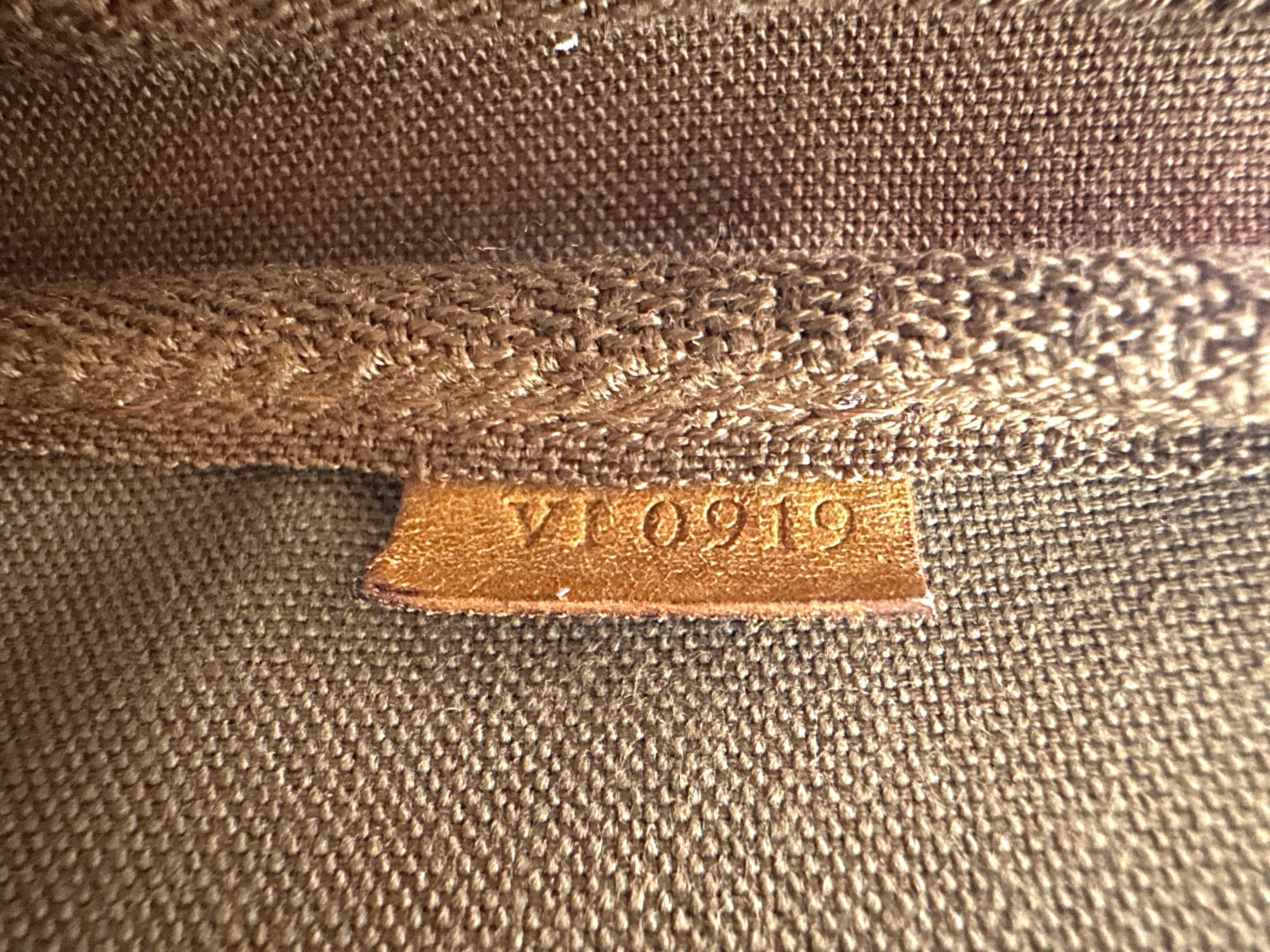 Louis Vuitton Monogram Canvas Pochette Accessoires LV2605