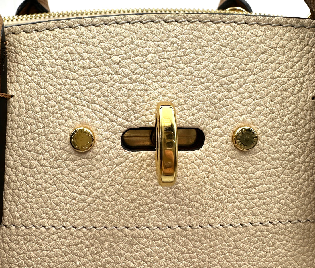 Louis Vuitton City Steamer Beige/Brown Grained Leather Handle Bag LV2611