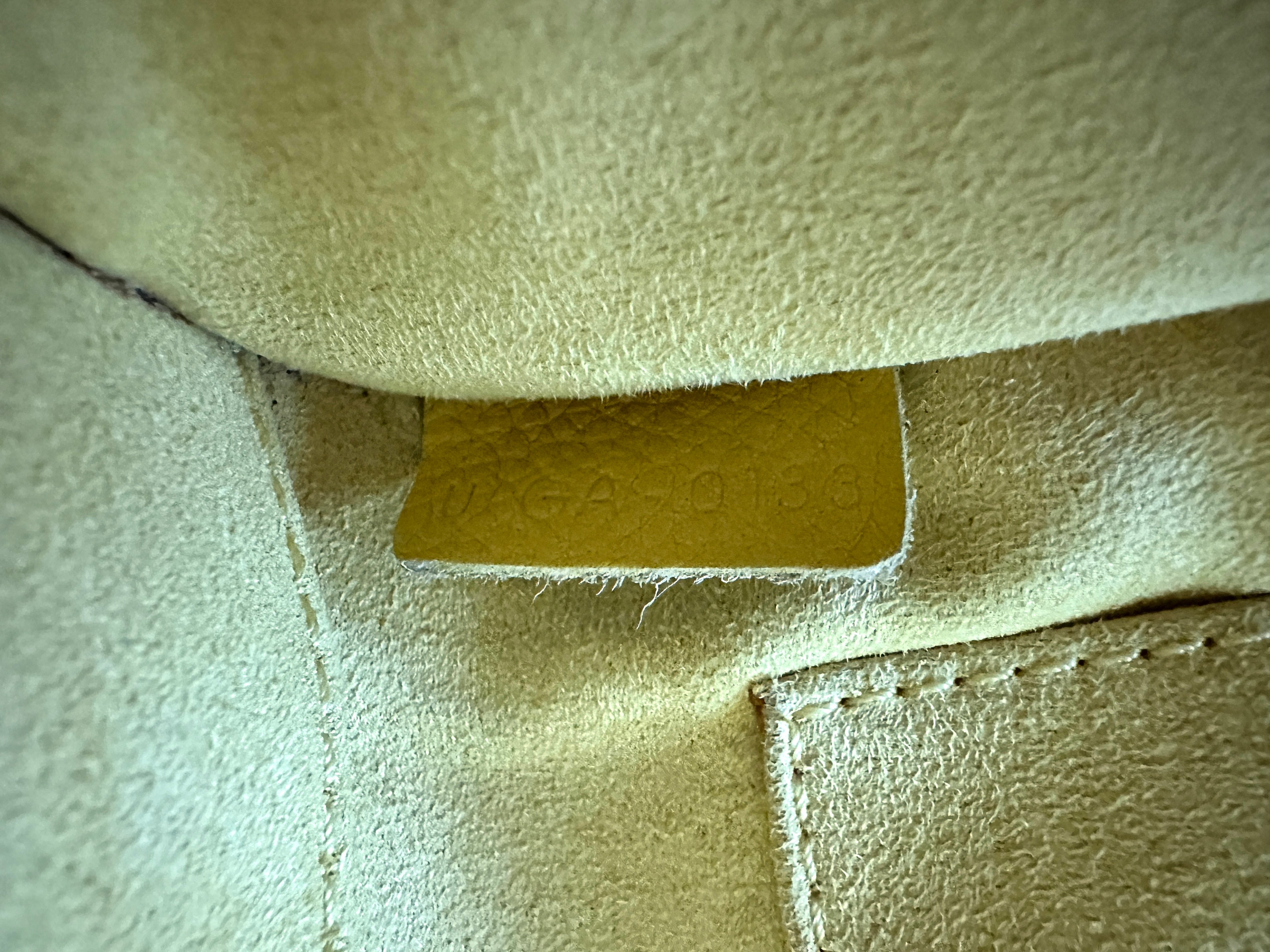 Celine Luggage Yellow Leather Handle Bag CE159