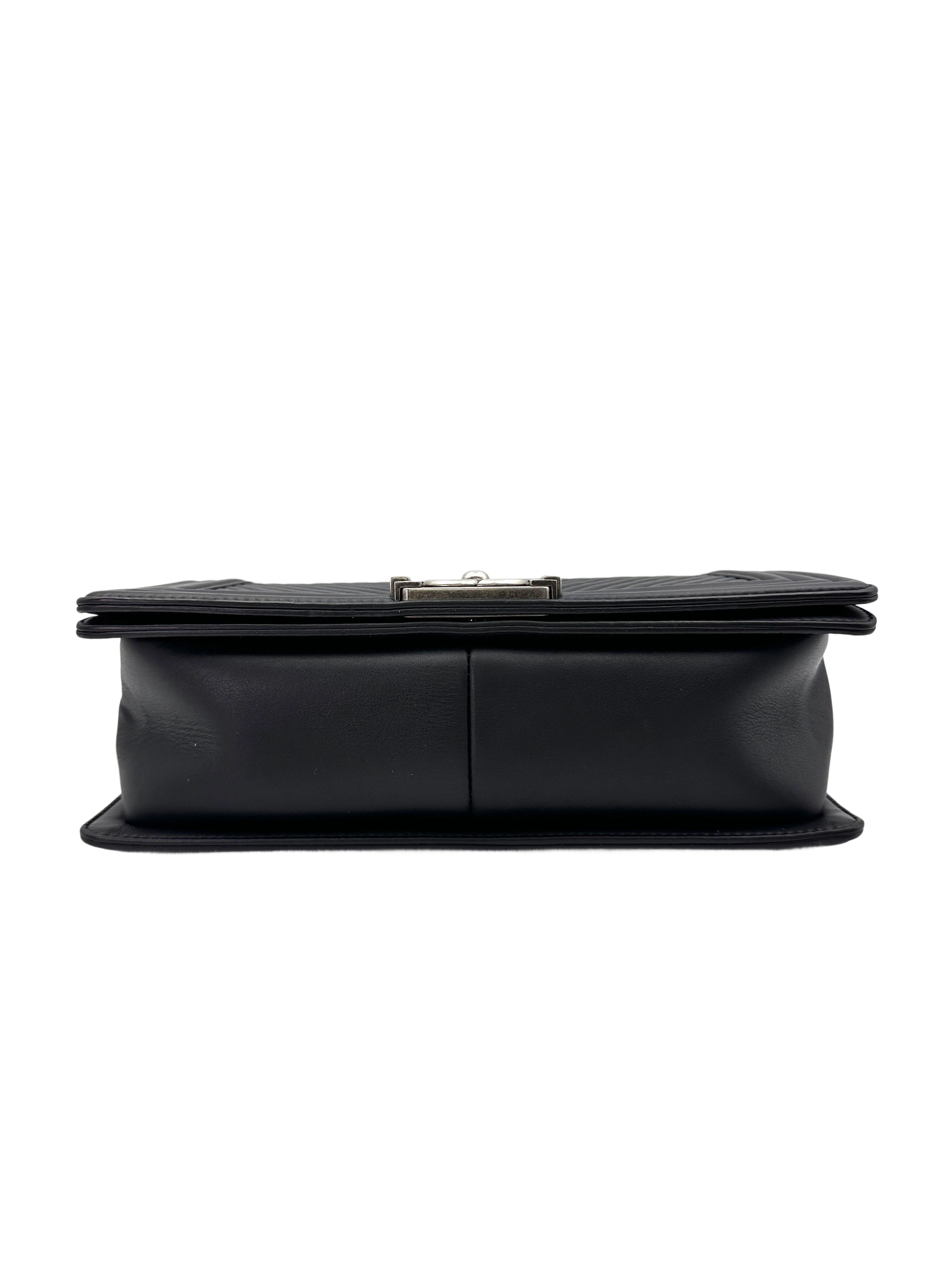 Chanel LeBoy Black Chevron Quilted Leather Flap Bag With Silver Buckle(19***21) CC1883