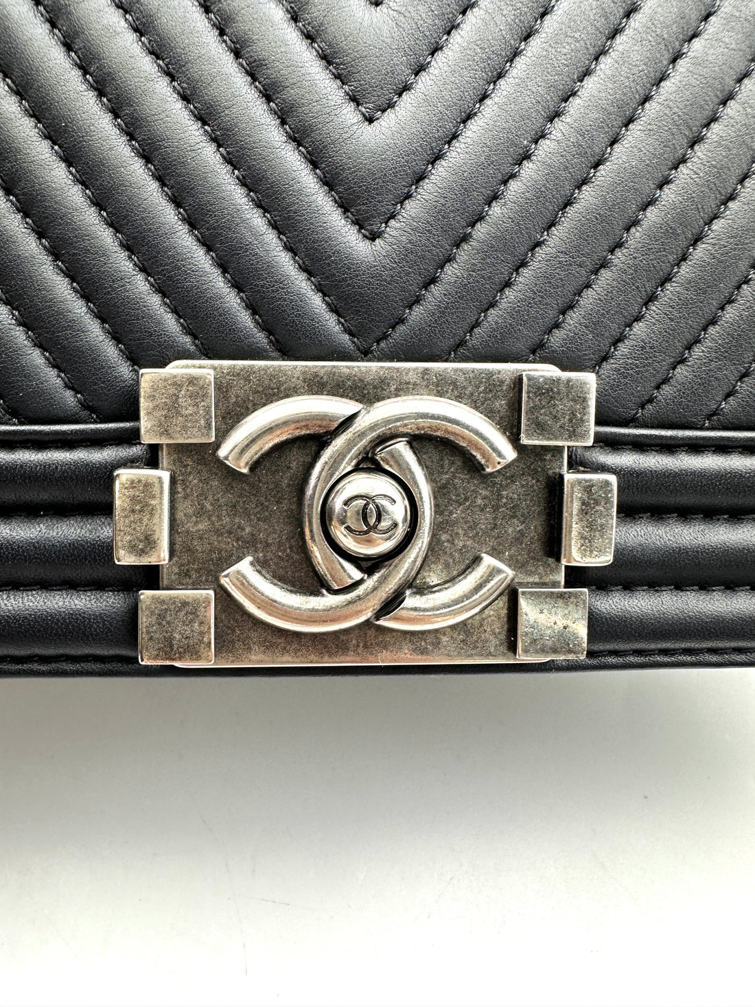 Chanel LeBoy Black Chevron Quilted Leather Flap Bag With Silver Buckle(19***21) CC1883