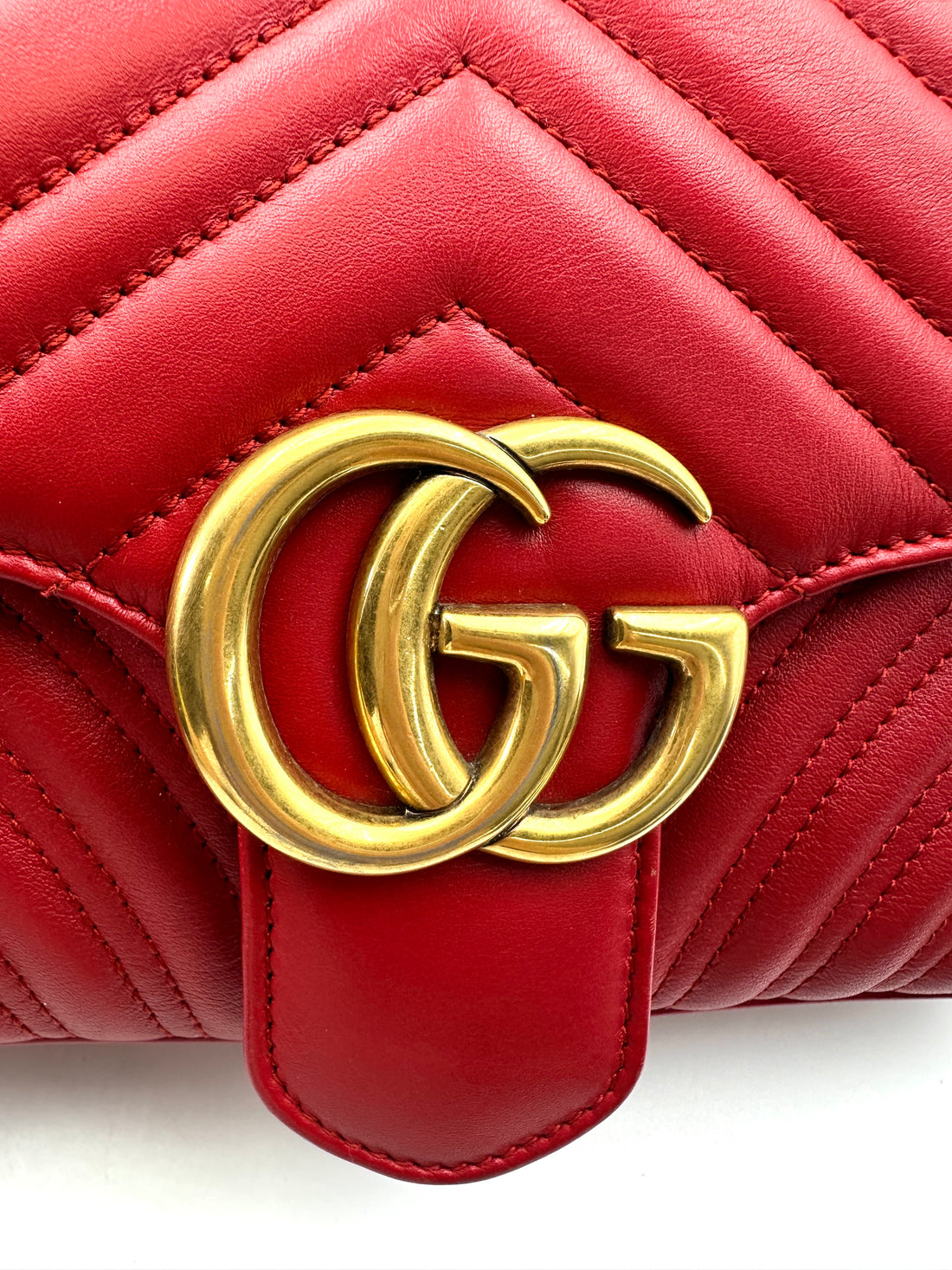 Gucci GG Marmont Red Matelasse Leather Flap Bag GG921