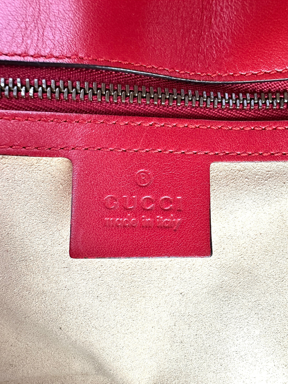 Gucci GG Marmont Red Matelasse Leather Flap Bag GG921