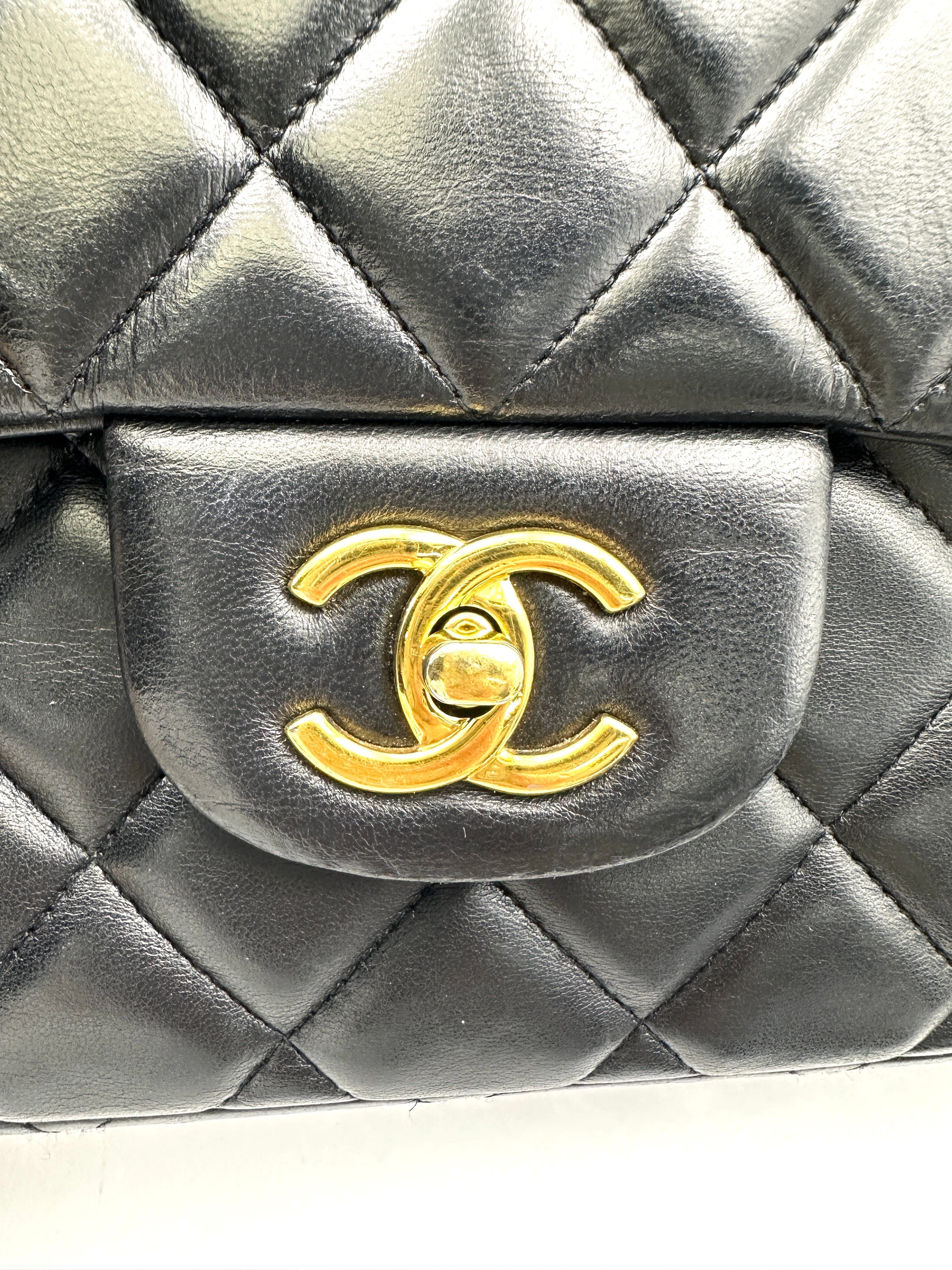Chanel Black Quilted Lambskin Maxi Shoulder Bag With Gold Buckle(13***60) CC1887
