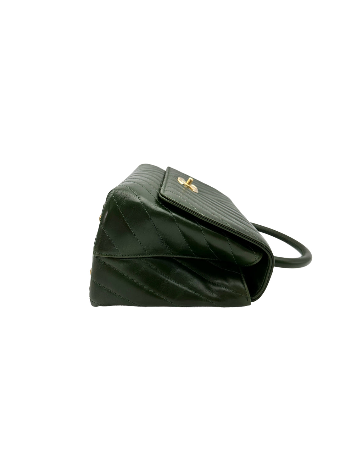 Chanel CoCo Handle Green Chevron Quilted Leather Medium Size Handle Bag With Gold Buckle(24***96) C1888