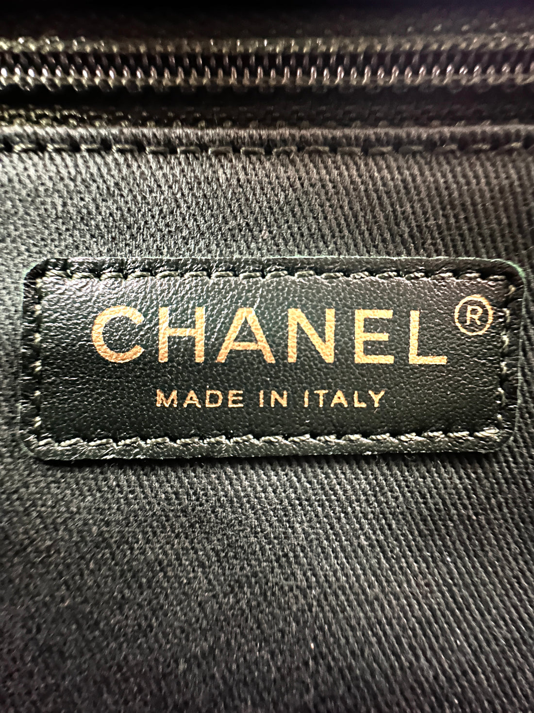 Chanel CoCo Handle Green Chevron Quilted Leather Medium Size Handle Bag With Gold Buckle(24***96) C1888