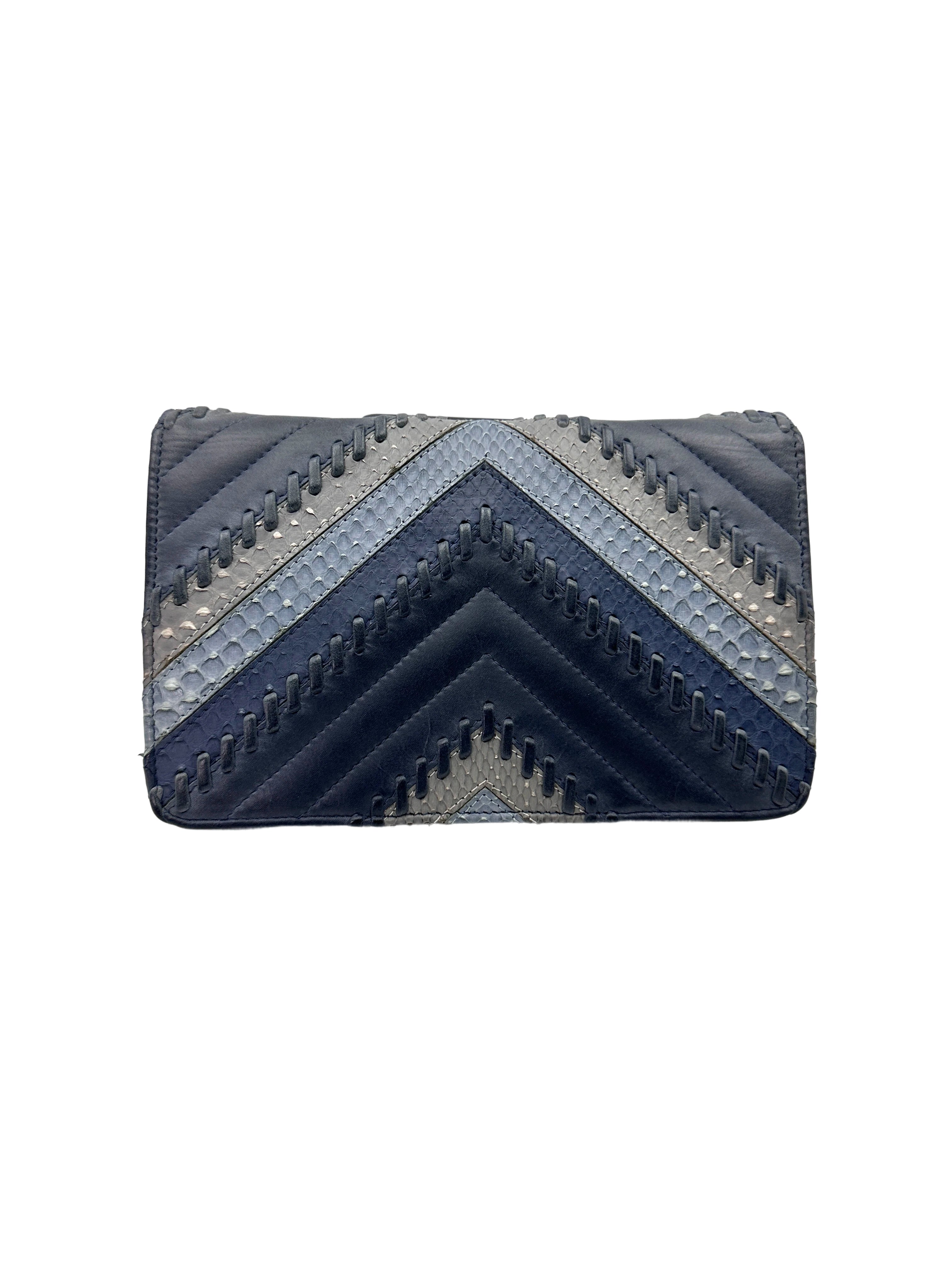 Chanel Cuba CC Whipstitch Chevron Leather & Python Wallet On Chain(23***31) CC1899