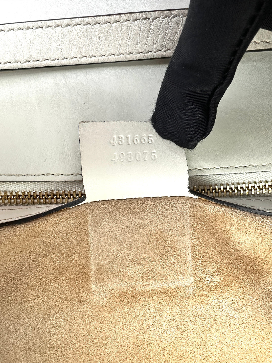 Gucci Sylvie White Leather Shoulder Bag GG915