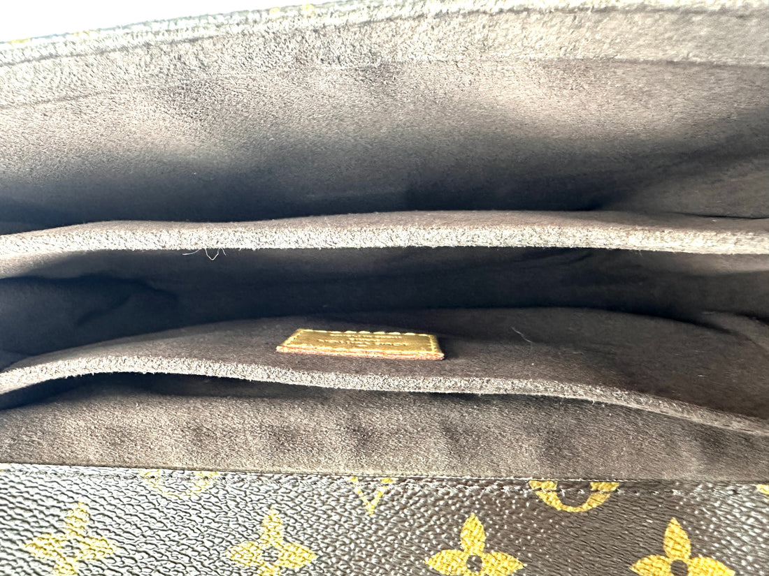 Louis Vuitton Monogram Canvas Pochette Metis LV2630