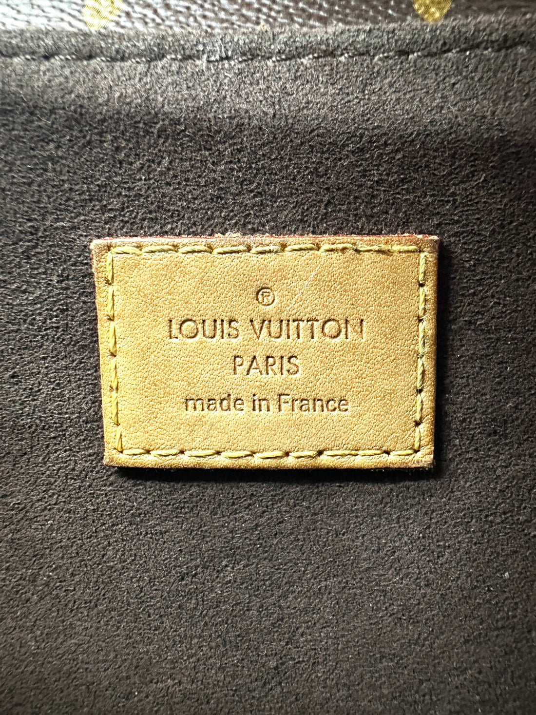 Louis Vuitton Monogram Canvas Pochette Metis LV2630