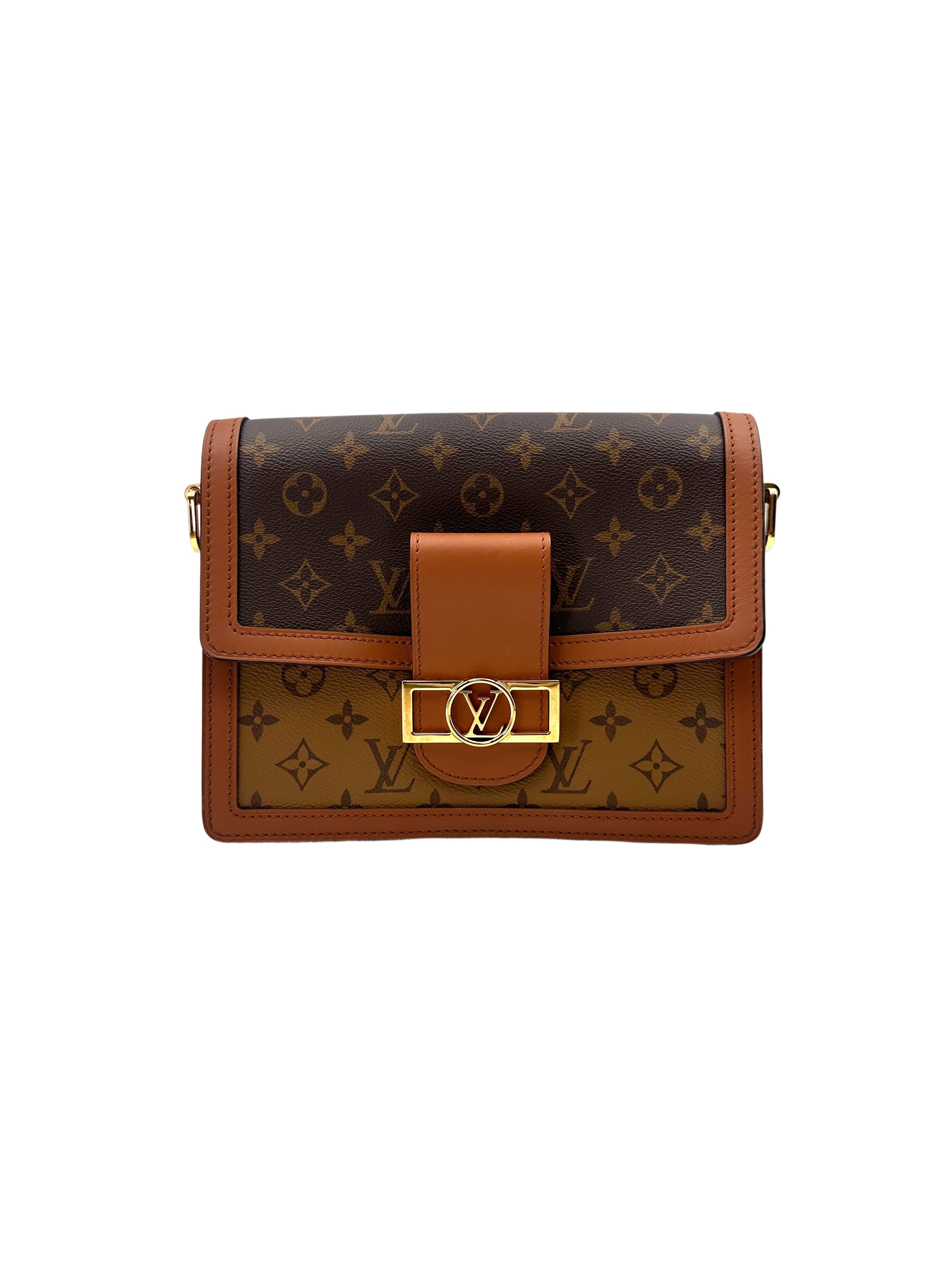 Louis Vuitton Dauphine MM Monogram Canvas Shoulder Bag LV2643