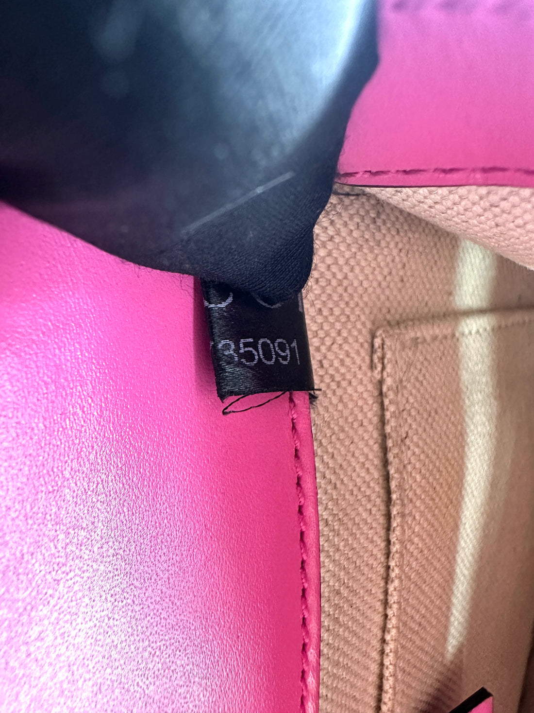 Gucci GG Marmont Pink Leather Flap Bag GG916