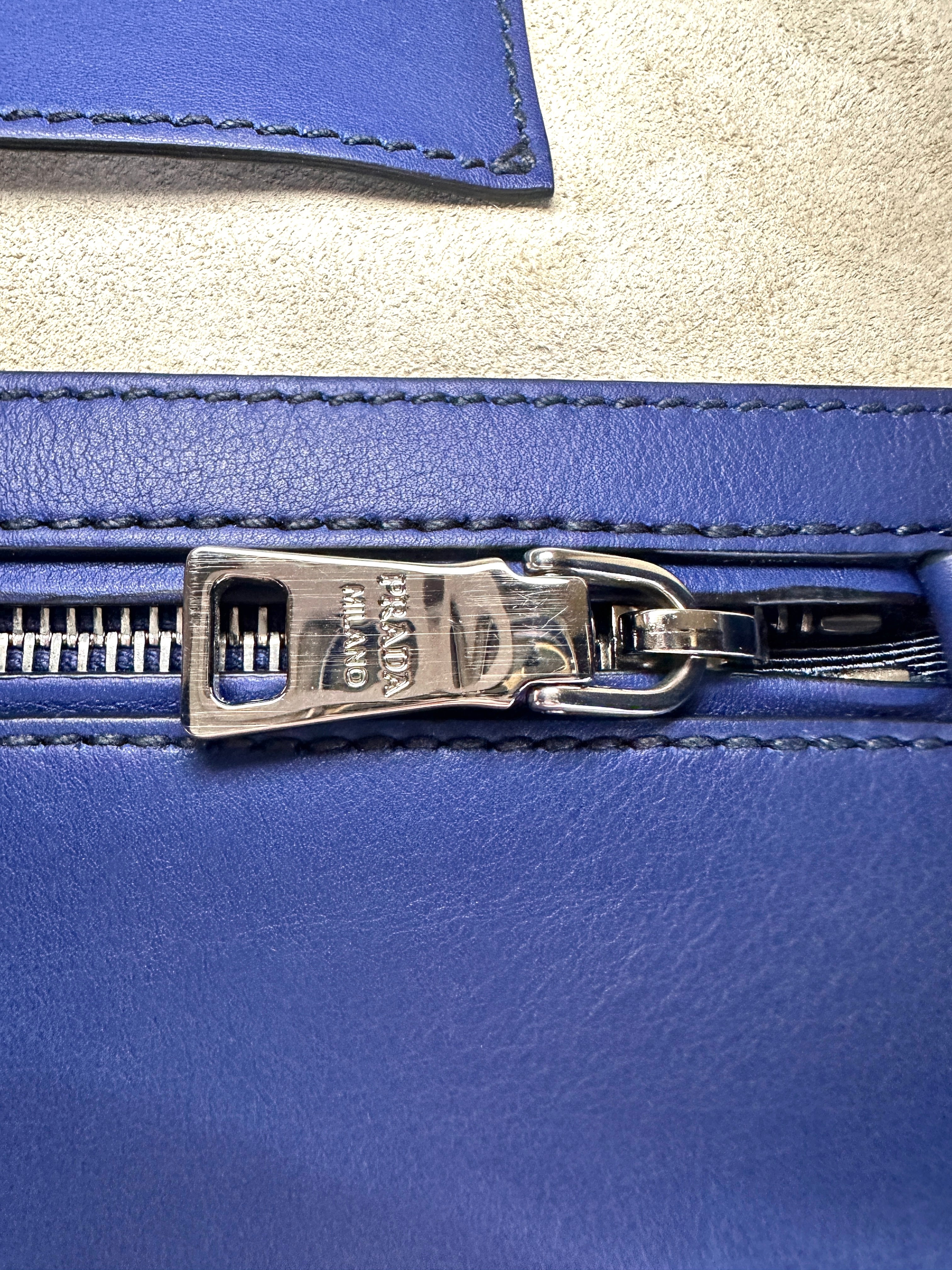 Prada Galleria Blue Saffiano Leather Handle Bag PR310