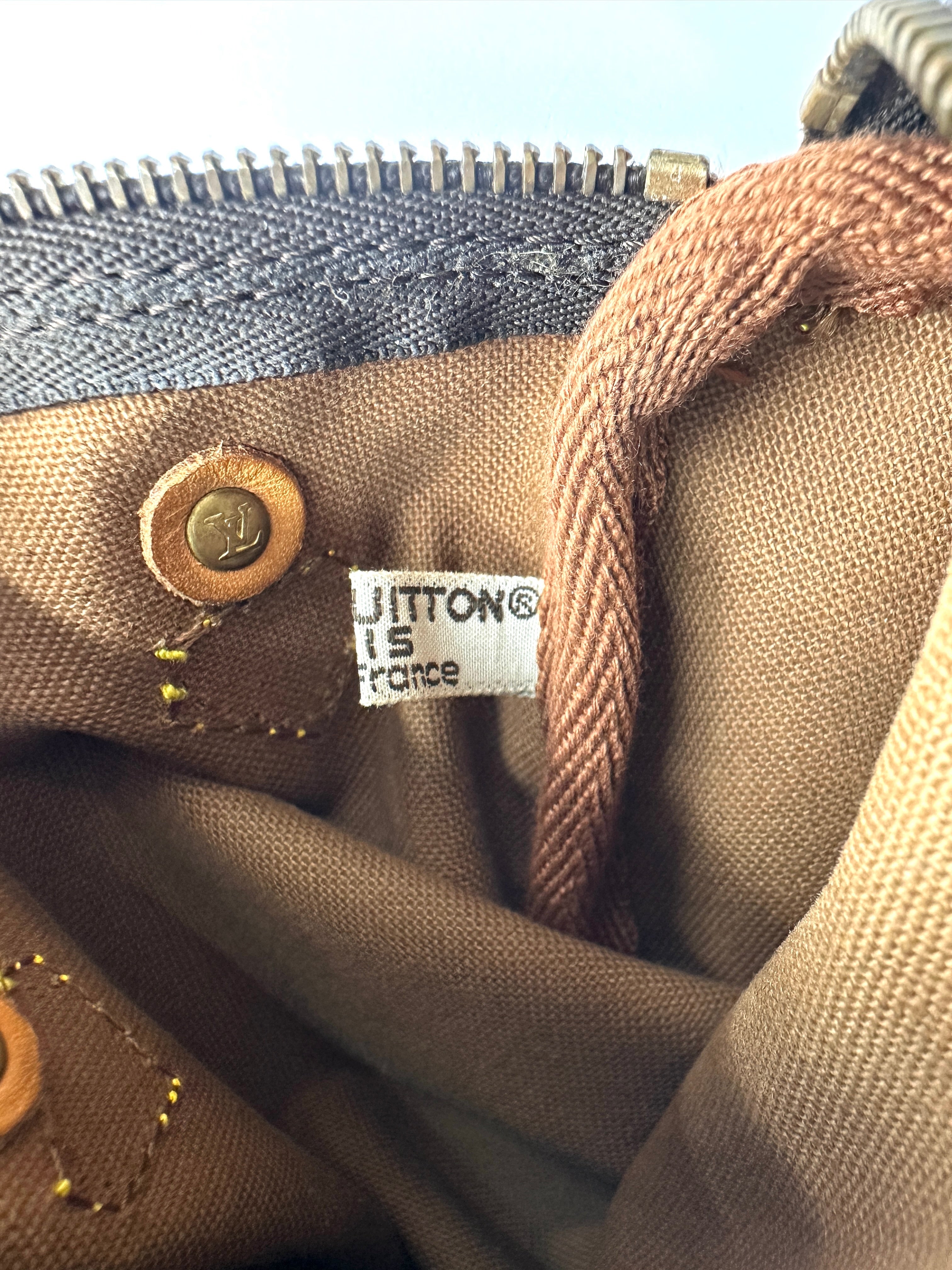 Louis Vuitton Speedy Monogram Canvas Mini Handle Bag LV2634
