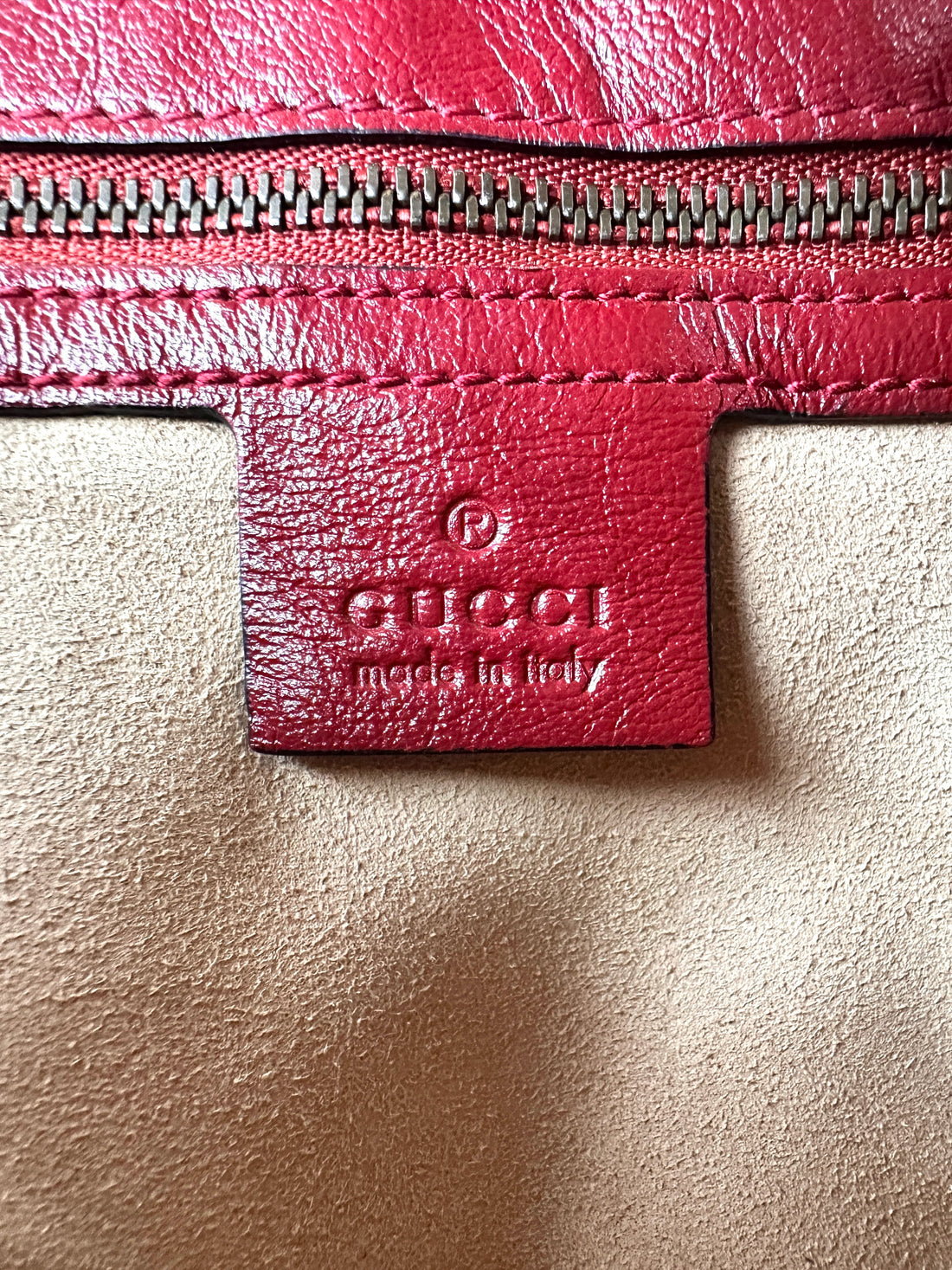 Gucci GG Marmont Black Leather Flap Bag With Red Trim GG930