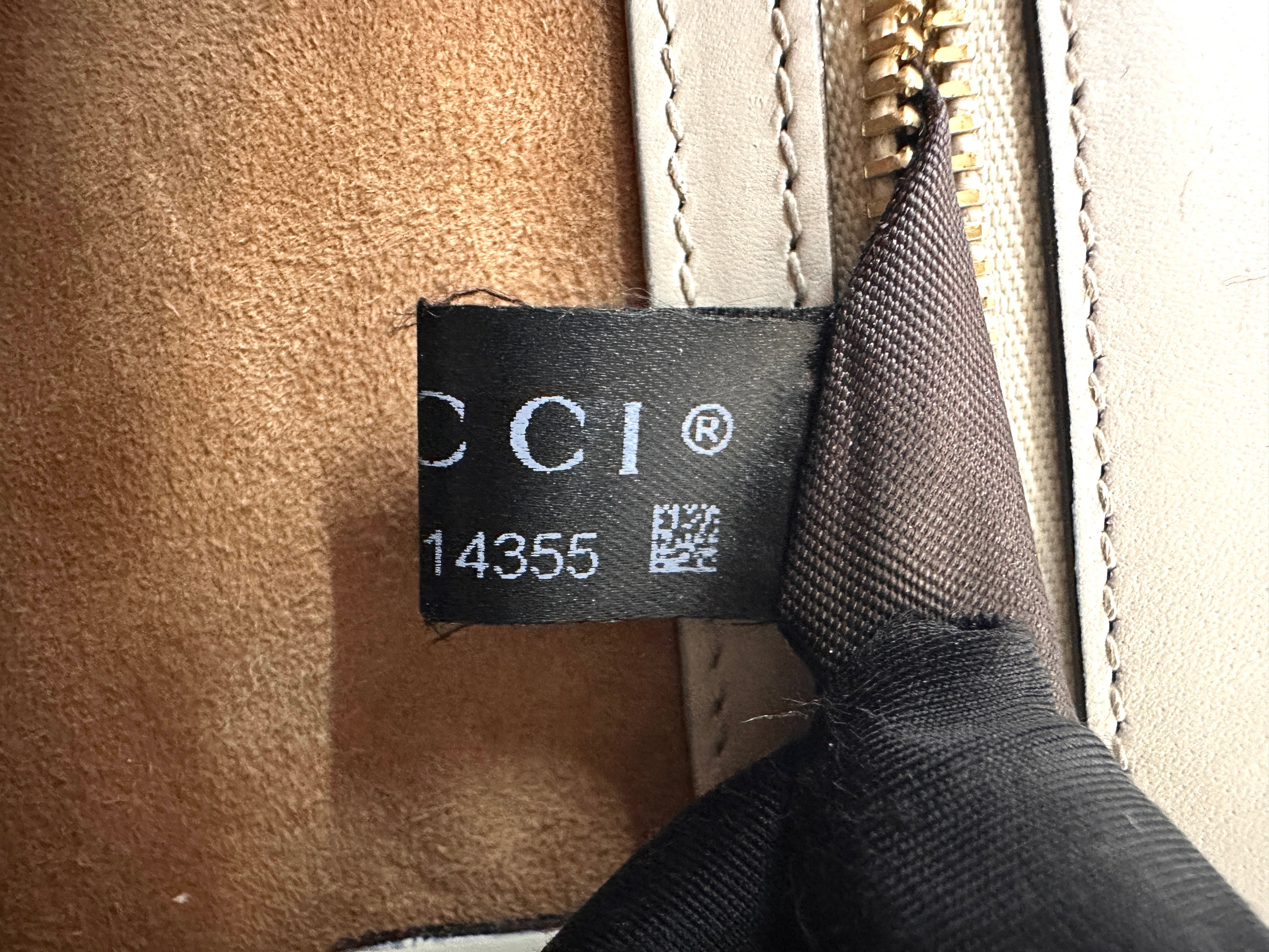 Gucci Sylvie White Leather Medium Size Shoulder Bag GG941