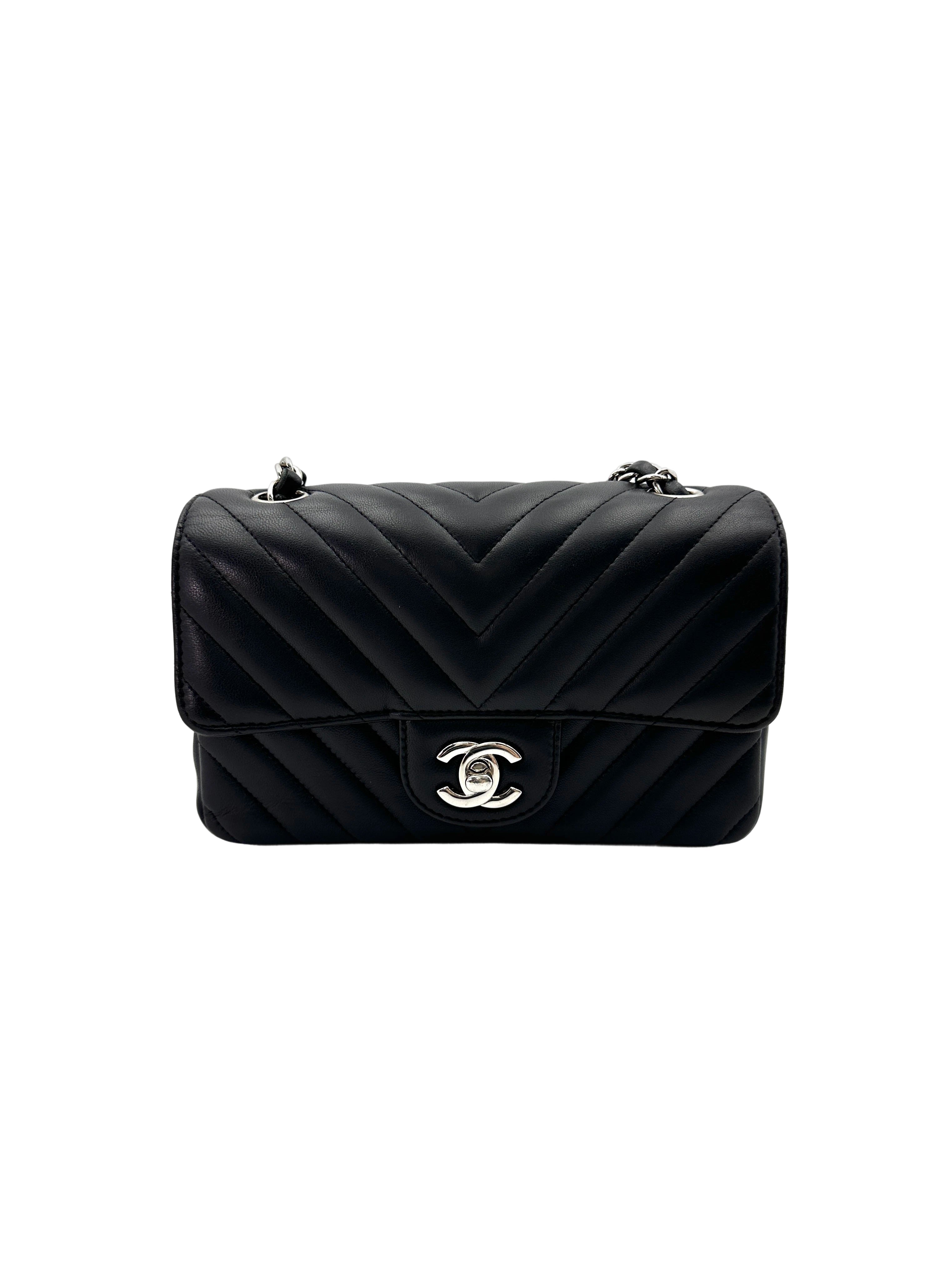 Chanel Black Chevron Quilted Lambskin Flap Bag With Silver Buckle(30***81) CC1911