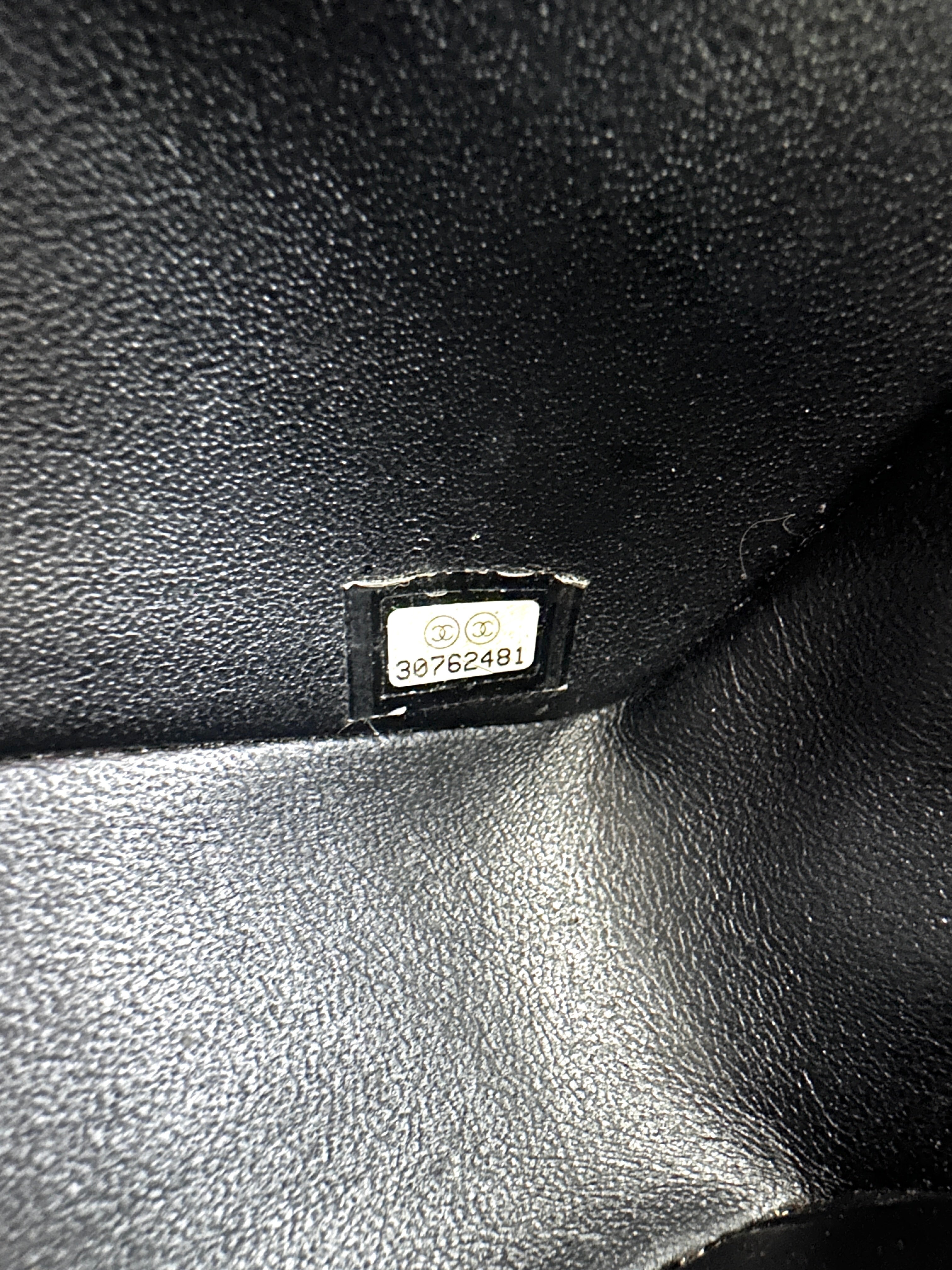 Chanel Black Chevron Quilted Lambskin Flap Bag With Silver Buckle(30***81) CC1911