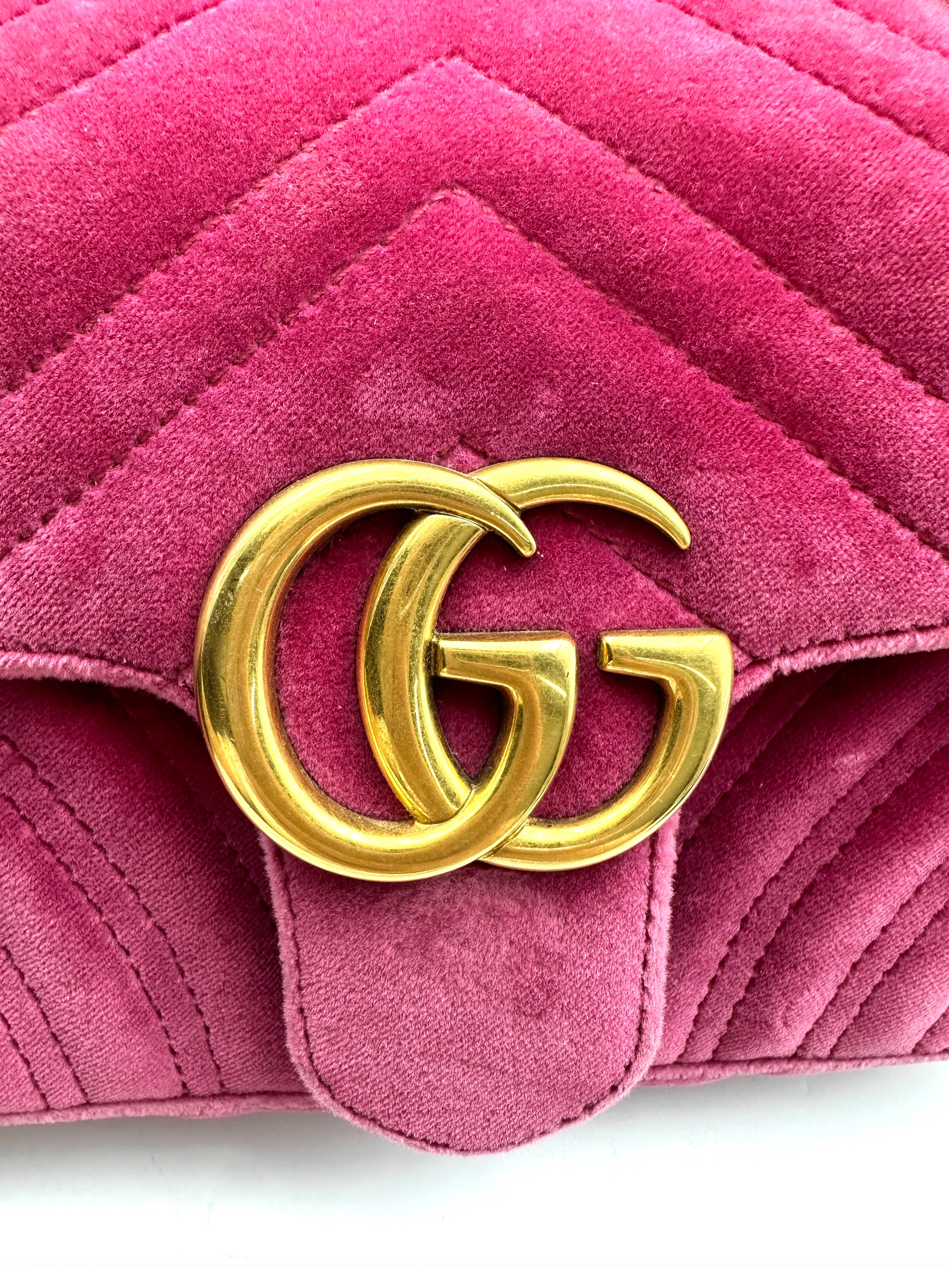 Gucci GG Marmont Pink Velvet Shoulder Bag With Gold Hardware GG932