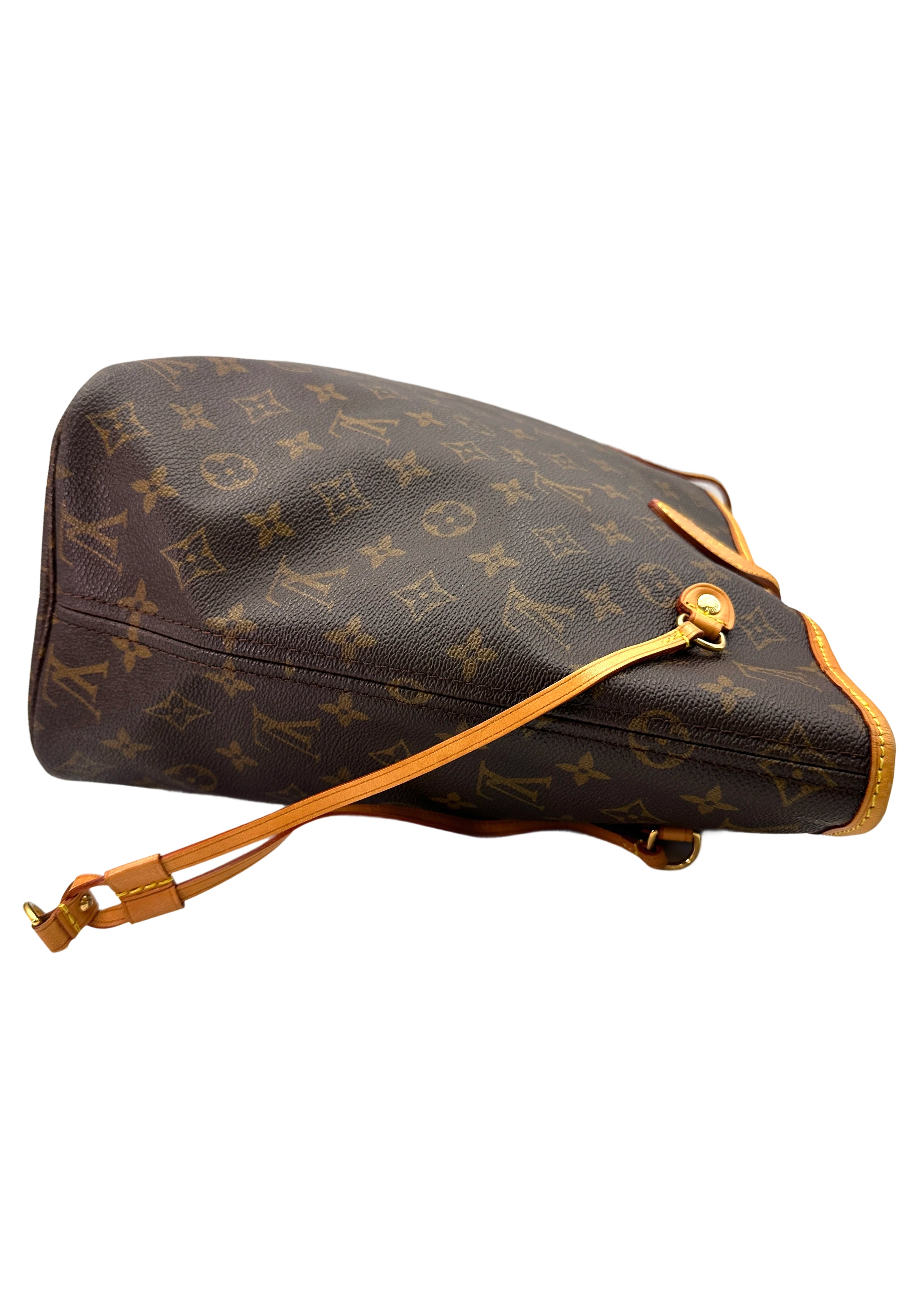 Louis Vuitton Neverfull Monogram Canvas Shoulder Bag LV2650