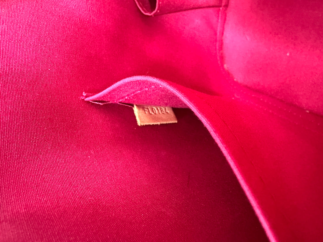 Louis Vuitton Alma Red Monogram Vernis Leather Handle Bag LV2655