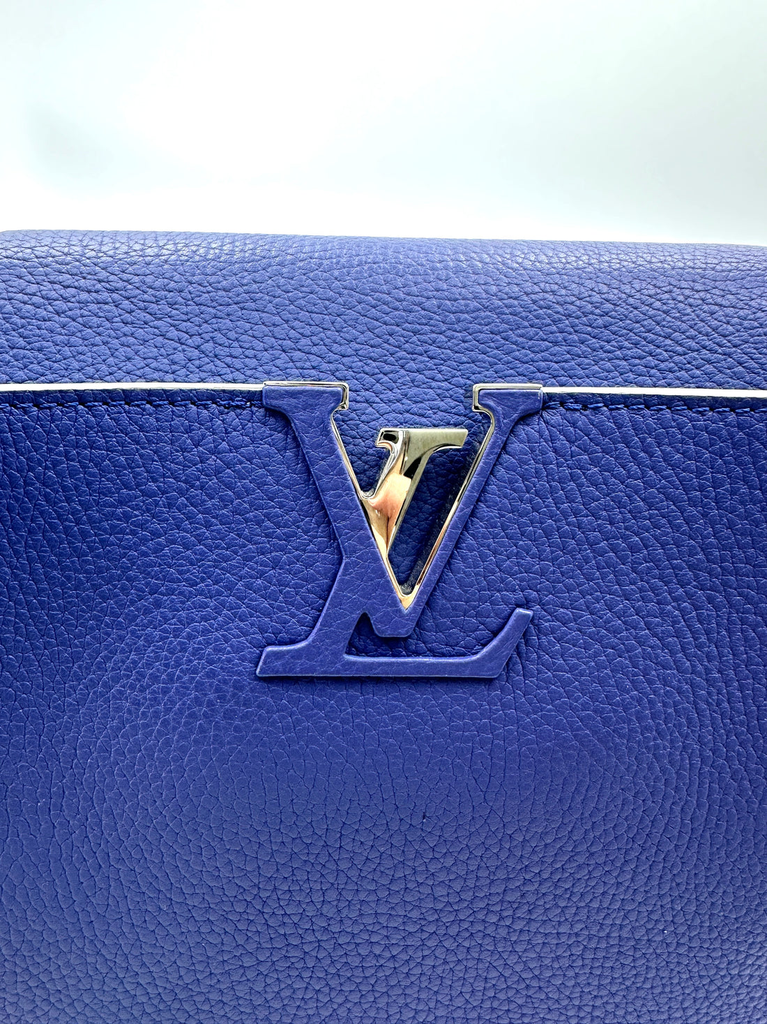 Louis Vuitton Capucines Blue Leather Handle Bag LV2656