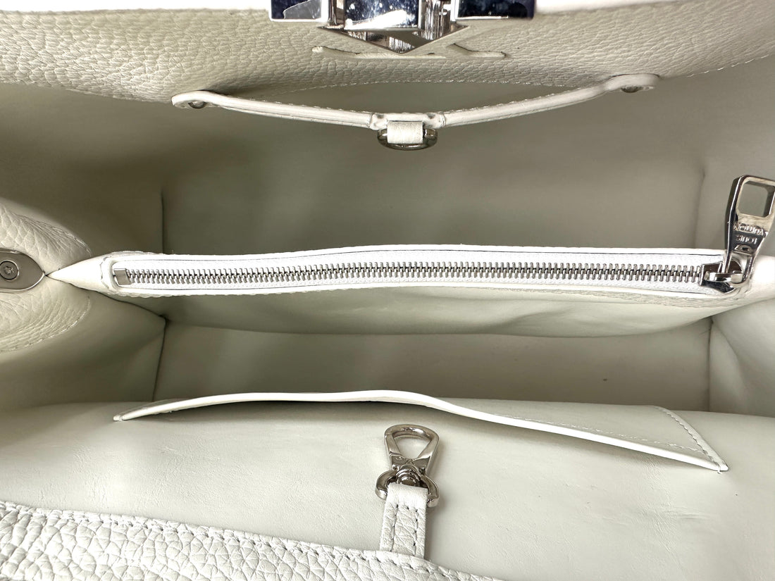 Louis Vuitton Capucines Blue Leather Handle Bag LV2656