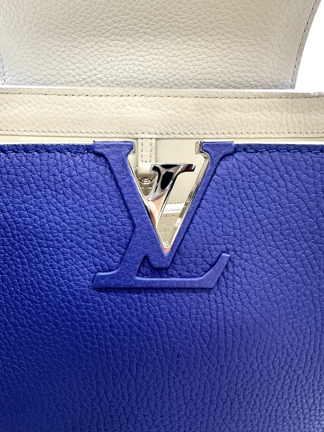 Louis Vuitton Capucines Blue Leather Handle Bag LV2656