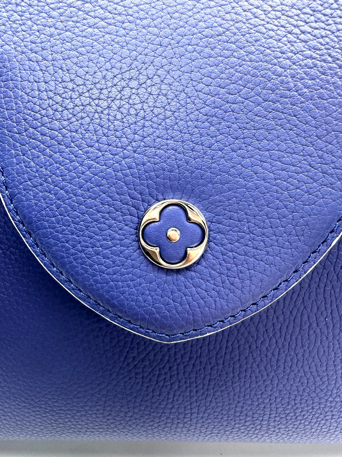 Louis Vuitton Capucines Blue Leather Handle Bag LV2656