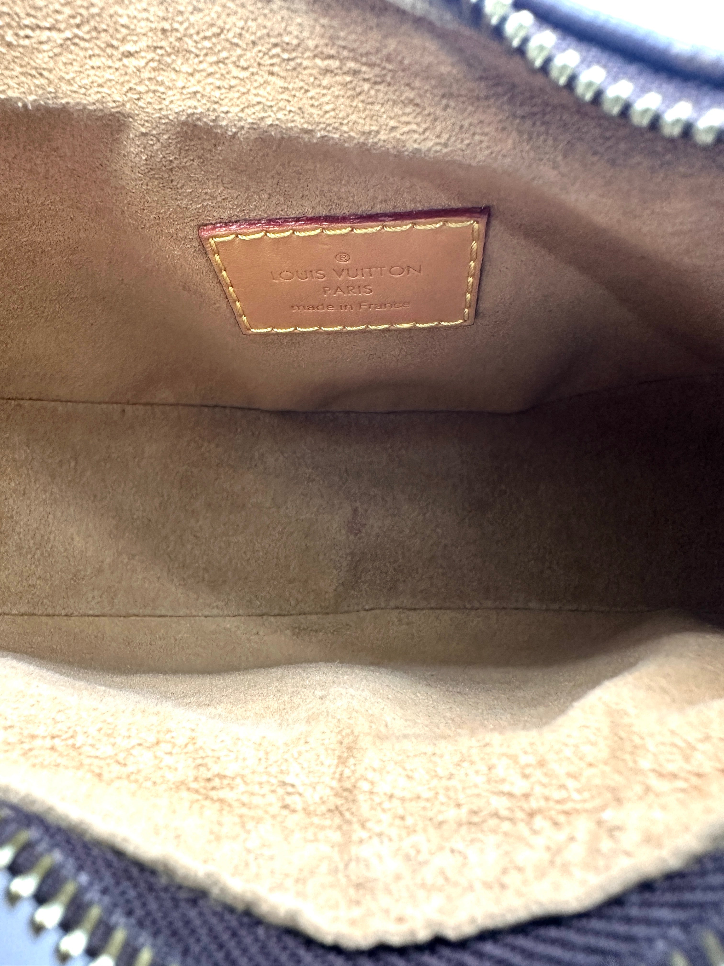 Louis Vuitton Loop Monogram Canvas Shoulder Bag LV2660
