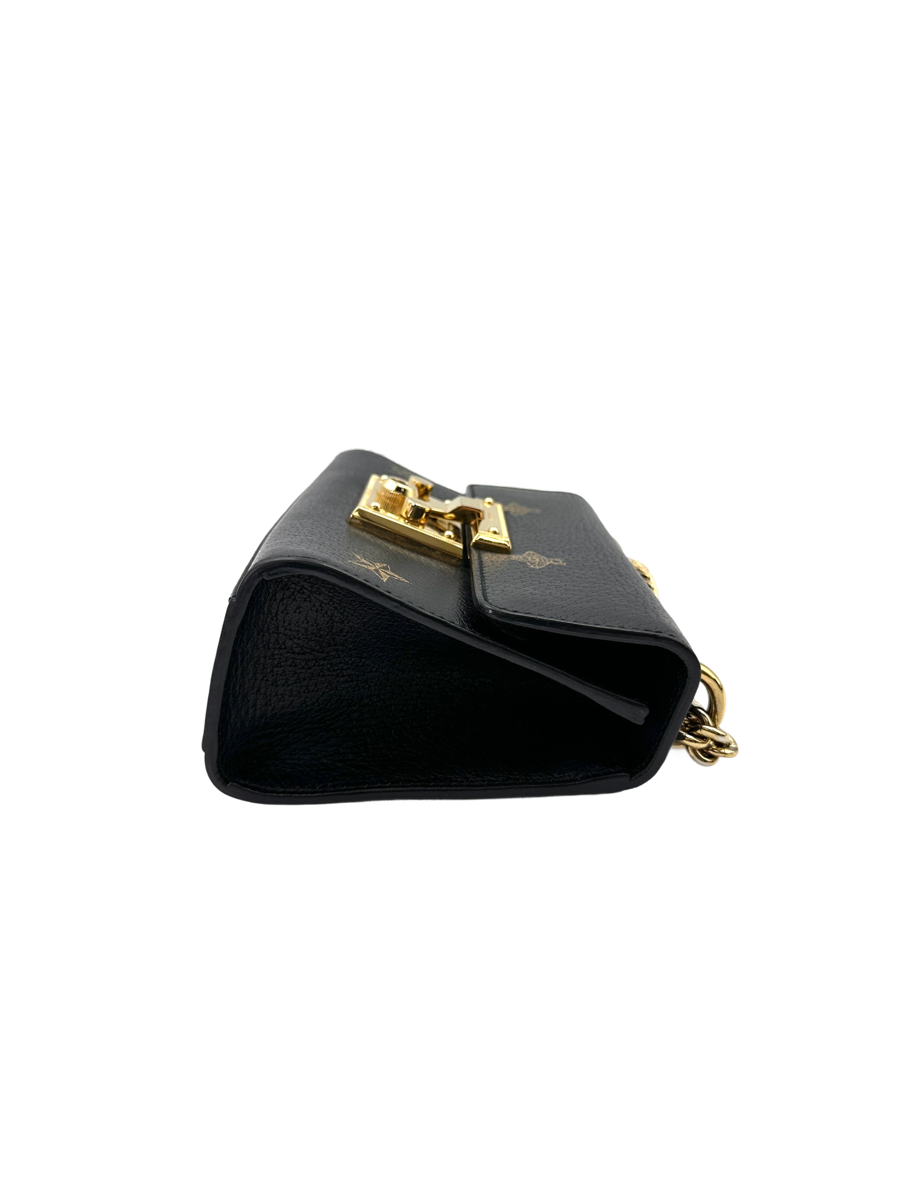 Gucci Padlock Bee Star Black Leather Shoulder Bag GG935