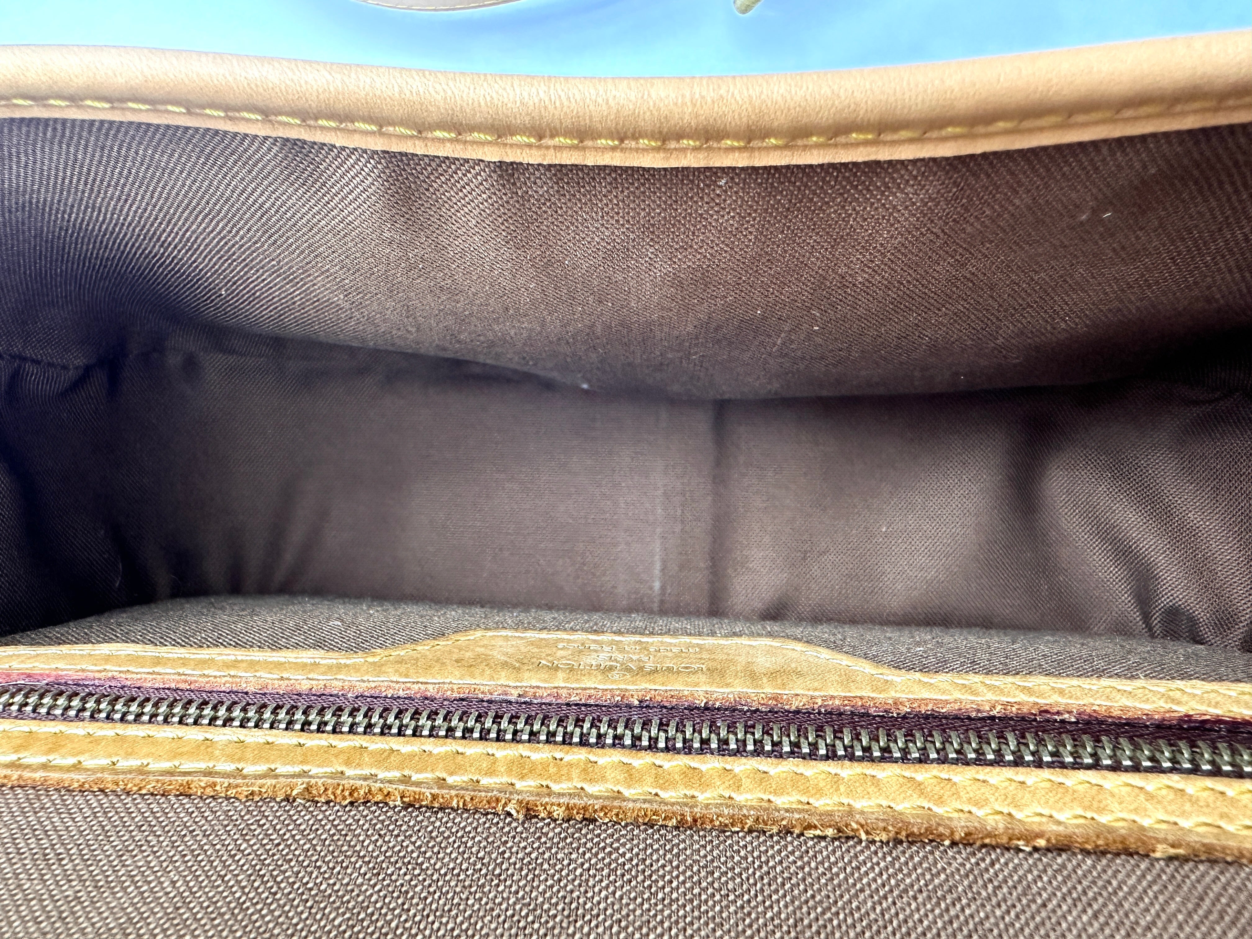 Louis Vuitton Sologne Monogram Canvas Shoulder Bag LV2662