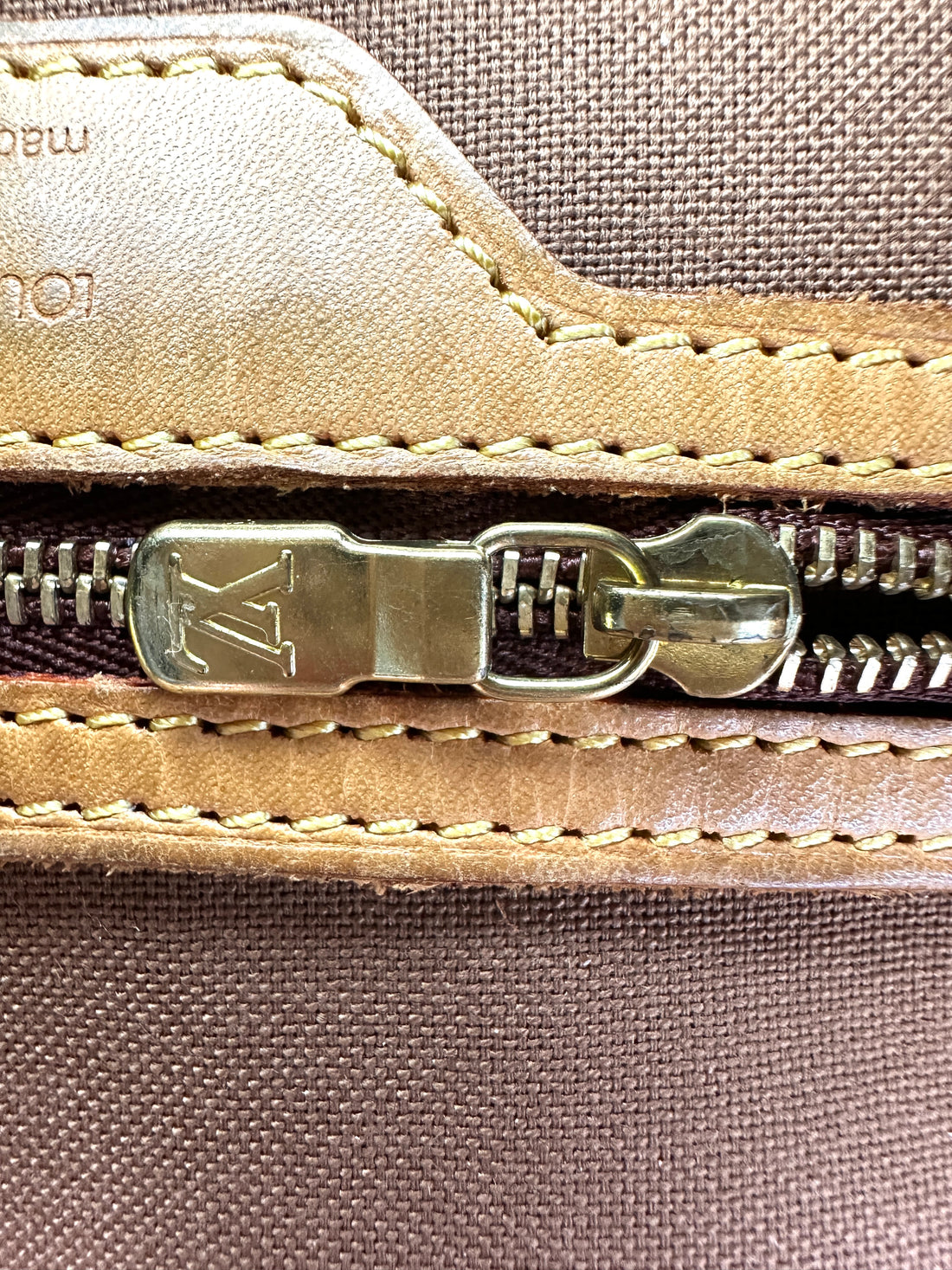Louis Vuitton Sologne Monogram Canvas Shoulder Bag LV2662