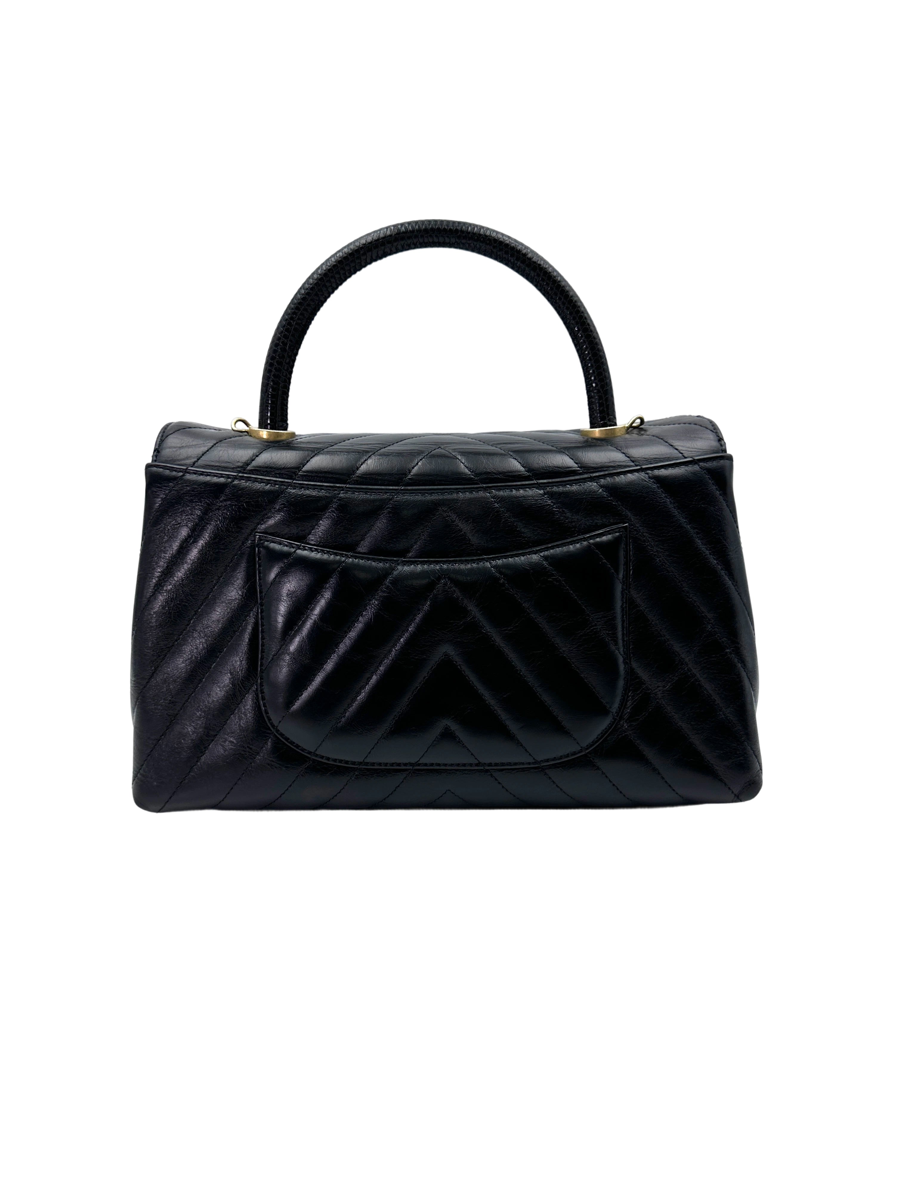 Chanel CoCo Handle Black Chevron Quilted Leather Medium Size Shoulder Bag(25***75) CC1916