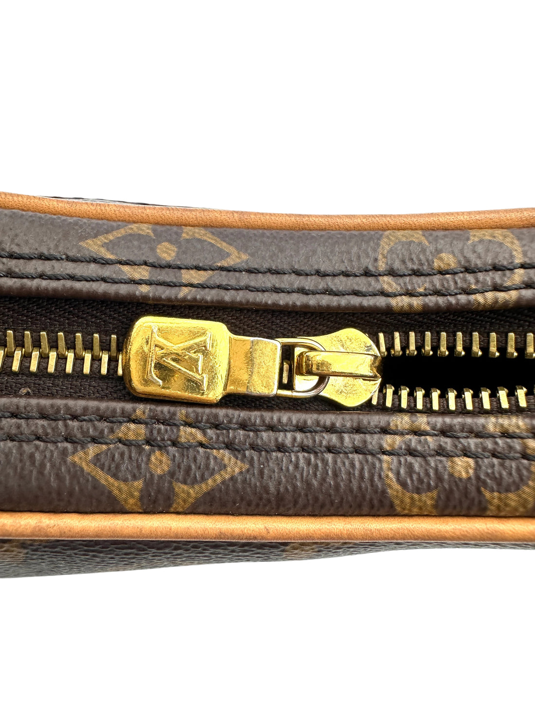 Louis Vuitton Loop Monogram Canvas Shoulder Bag LV2667