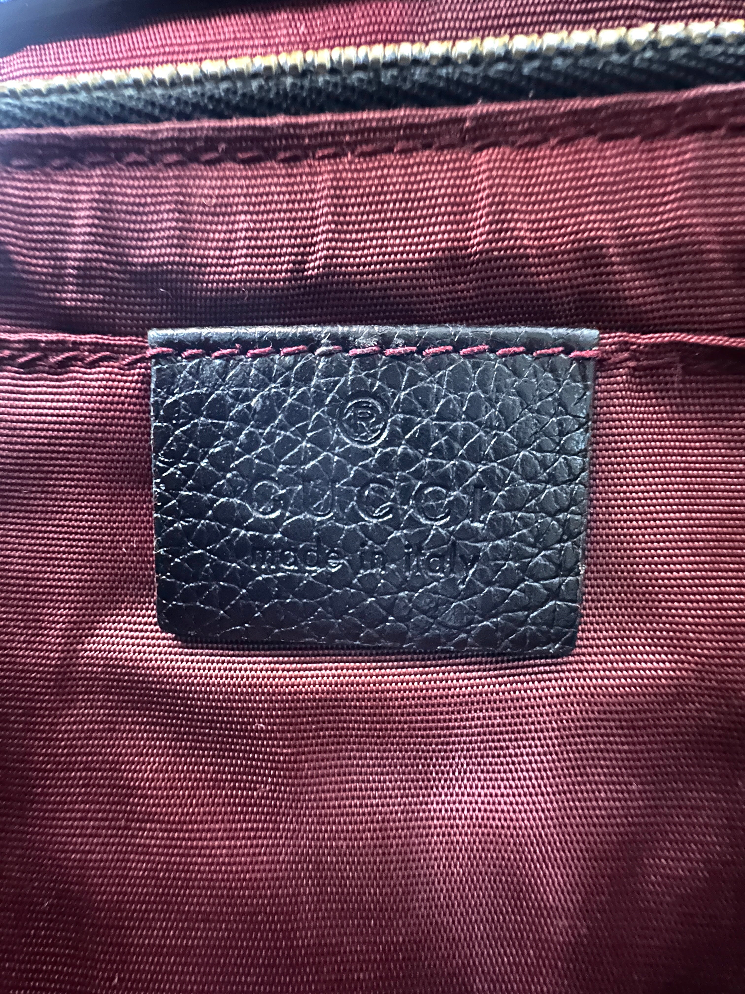 Gucci Zumi Black Leather Shoulder Bag GG937